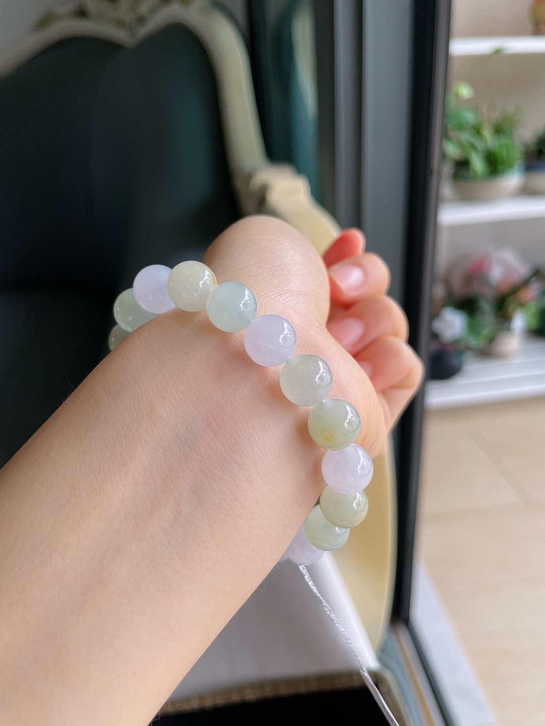 天然翡翠A货，冰双彩手串，尺寸：10mm。【编4396】