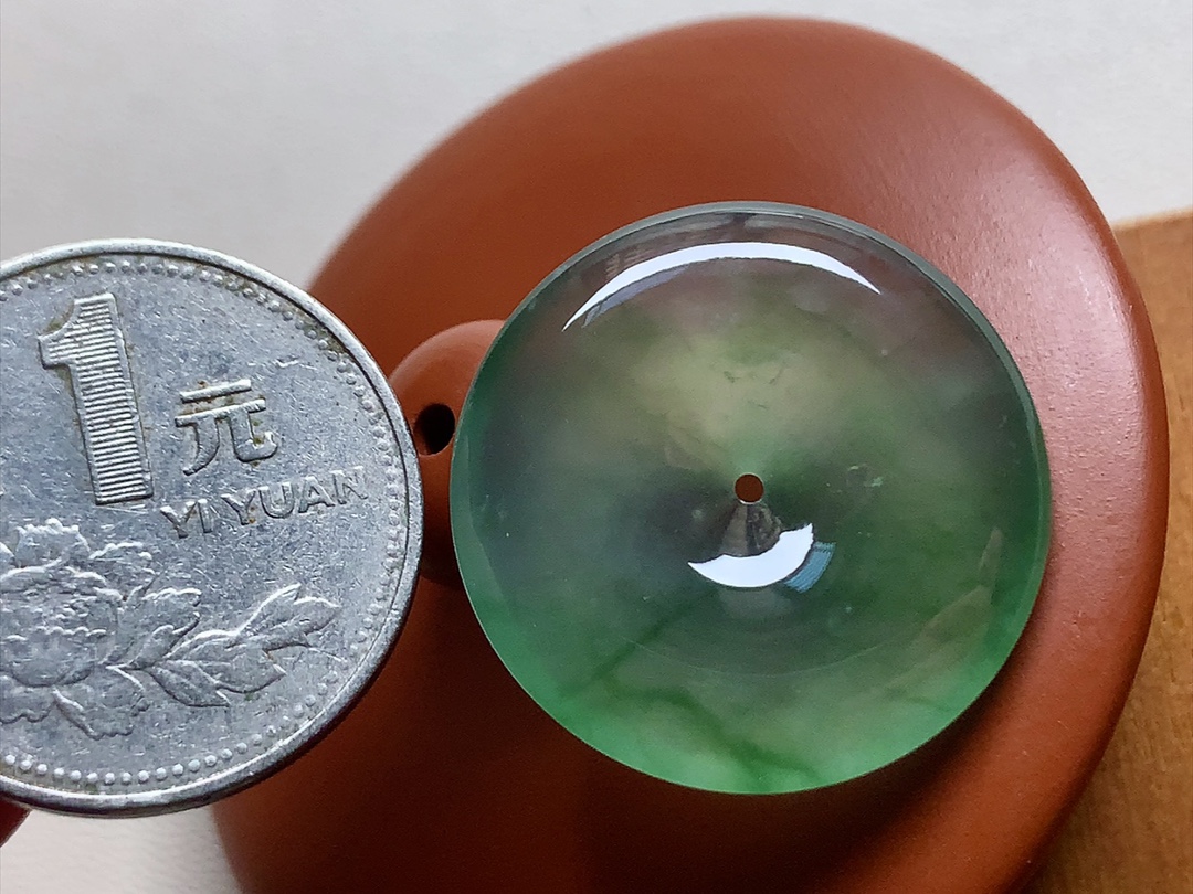 ️ 玻璃种绿花蛋面 飘花色泽漂亮，种水，无裂，尺寸25.6*4.6