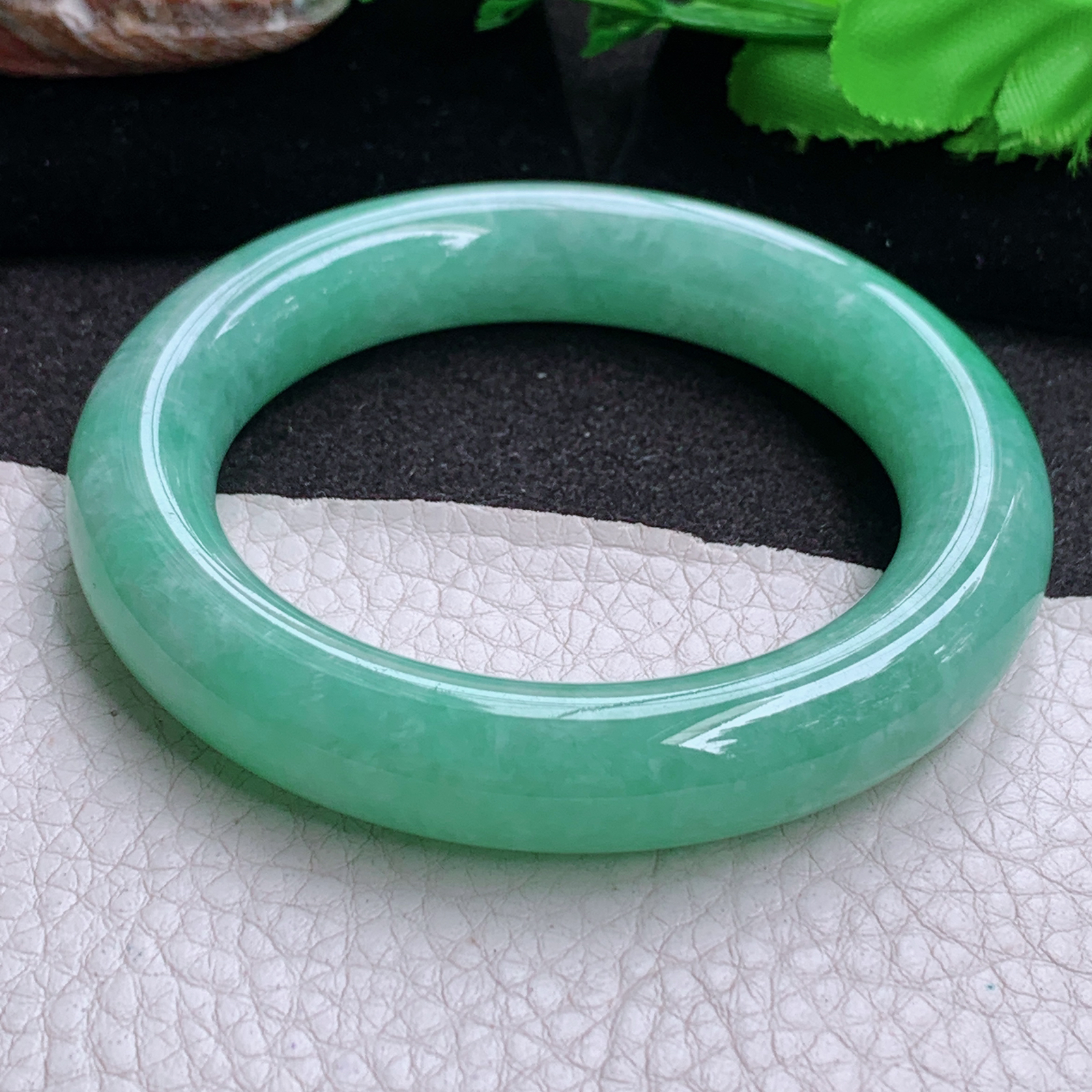 js实拍55*12.8*11.6胖圆镯 缅甸翡翠a货玉手镯高品质满绿圆条玉手环