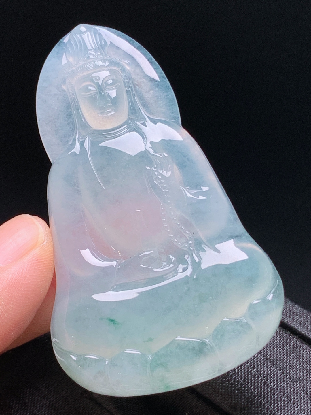 ️ 飘花观音，玉质清透莹润，雕工端庄细腻，气韵温润祥和 0207