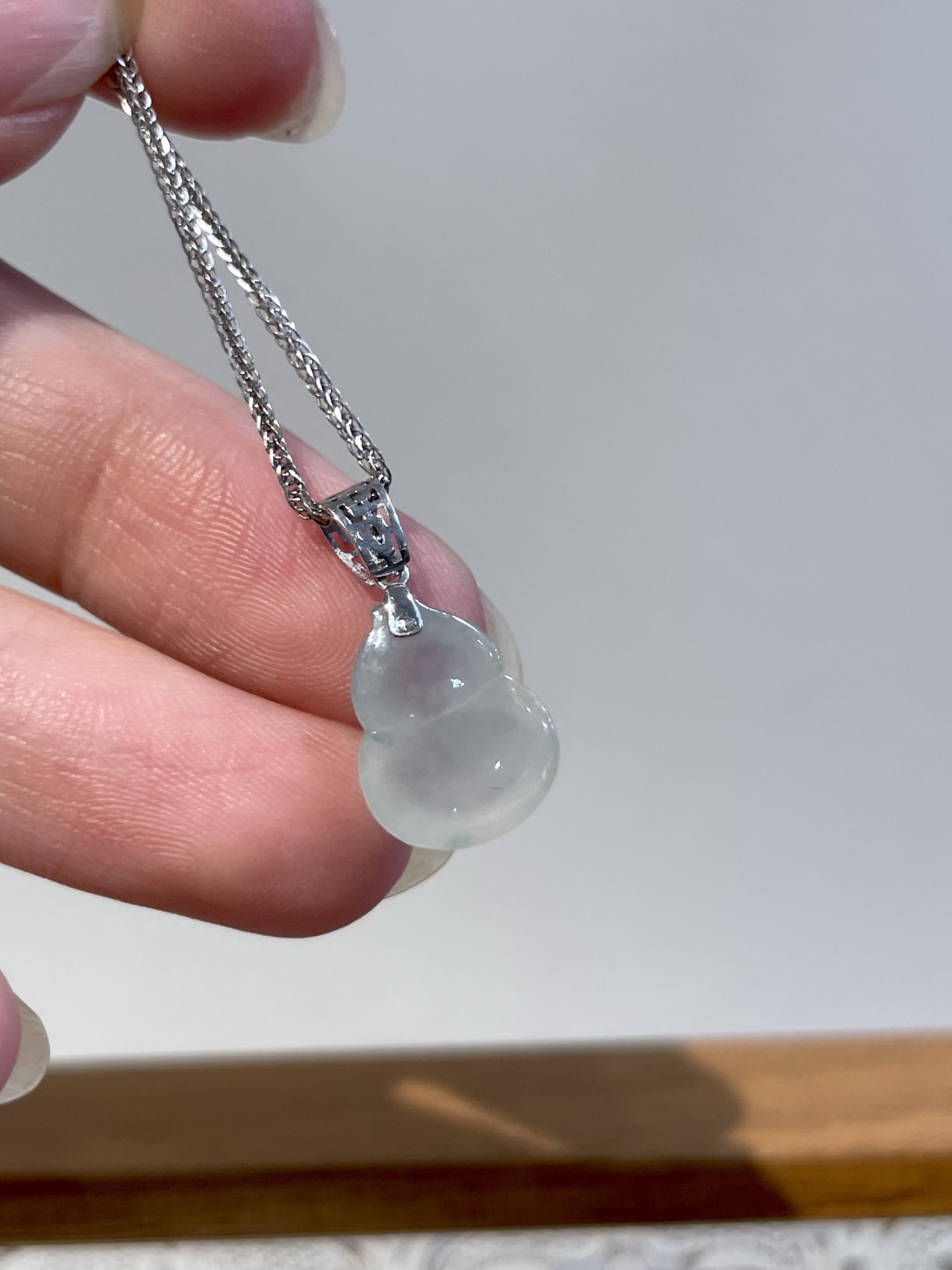 18K冰透葫芦吊坠