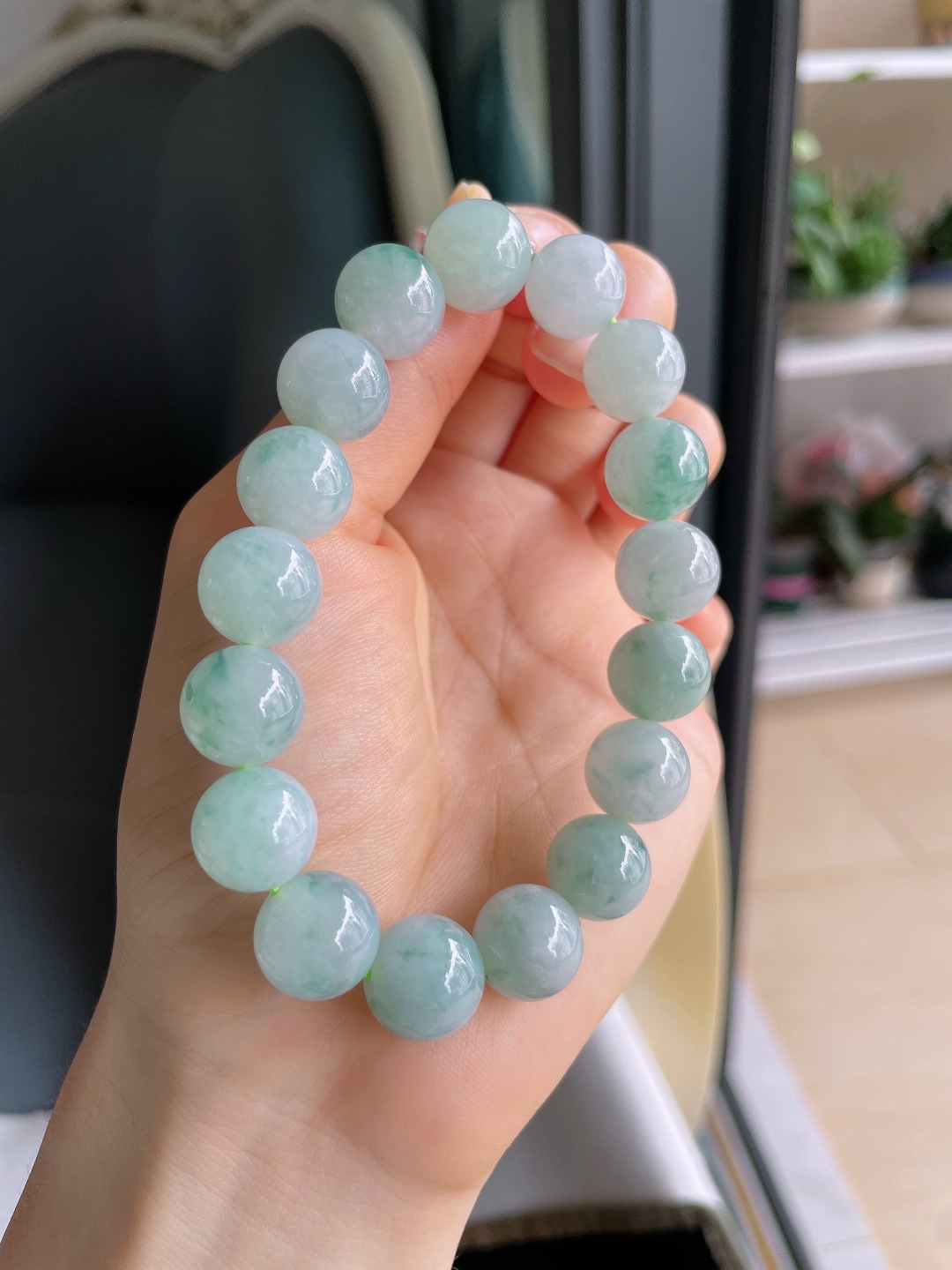 ️，天然翡翠A货，冰飘花手串，尺寸：12.3mm。【编2-286】