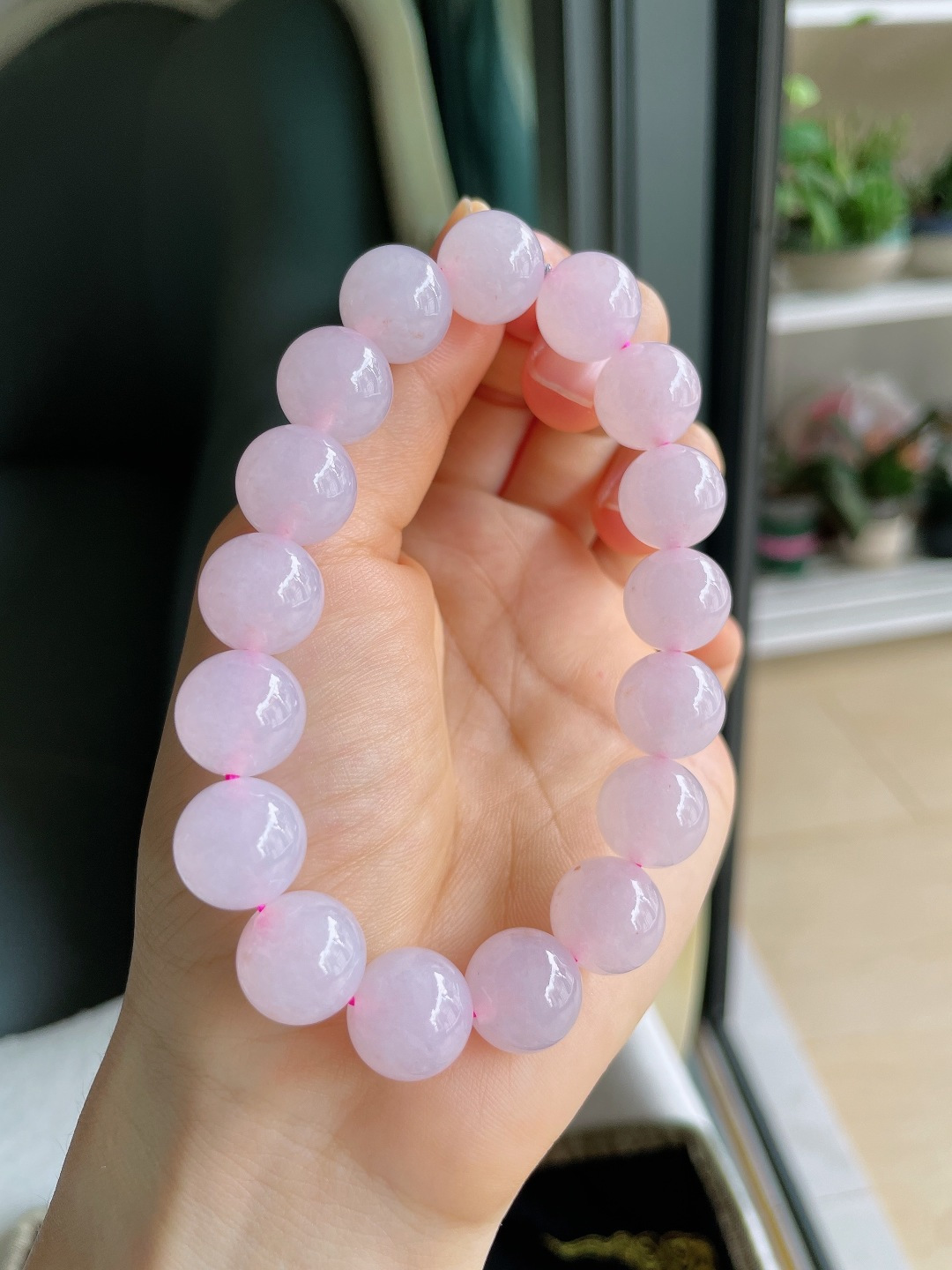 天然翡翠A货，冰手串，尺寸：12.5mm。【编4285】