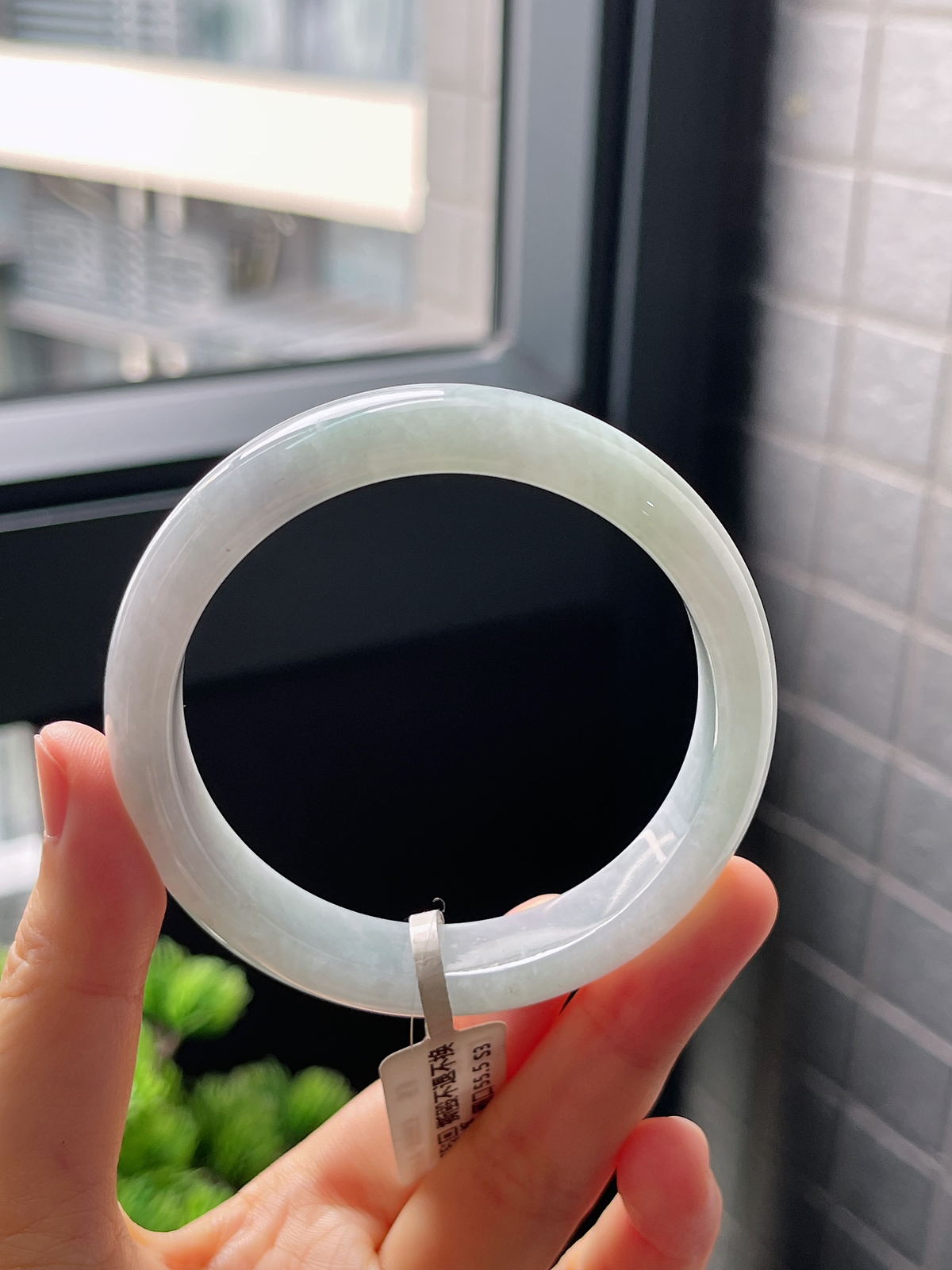 正圈56圈口，翡翠糯化种白色手镯