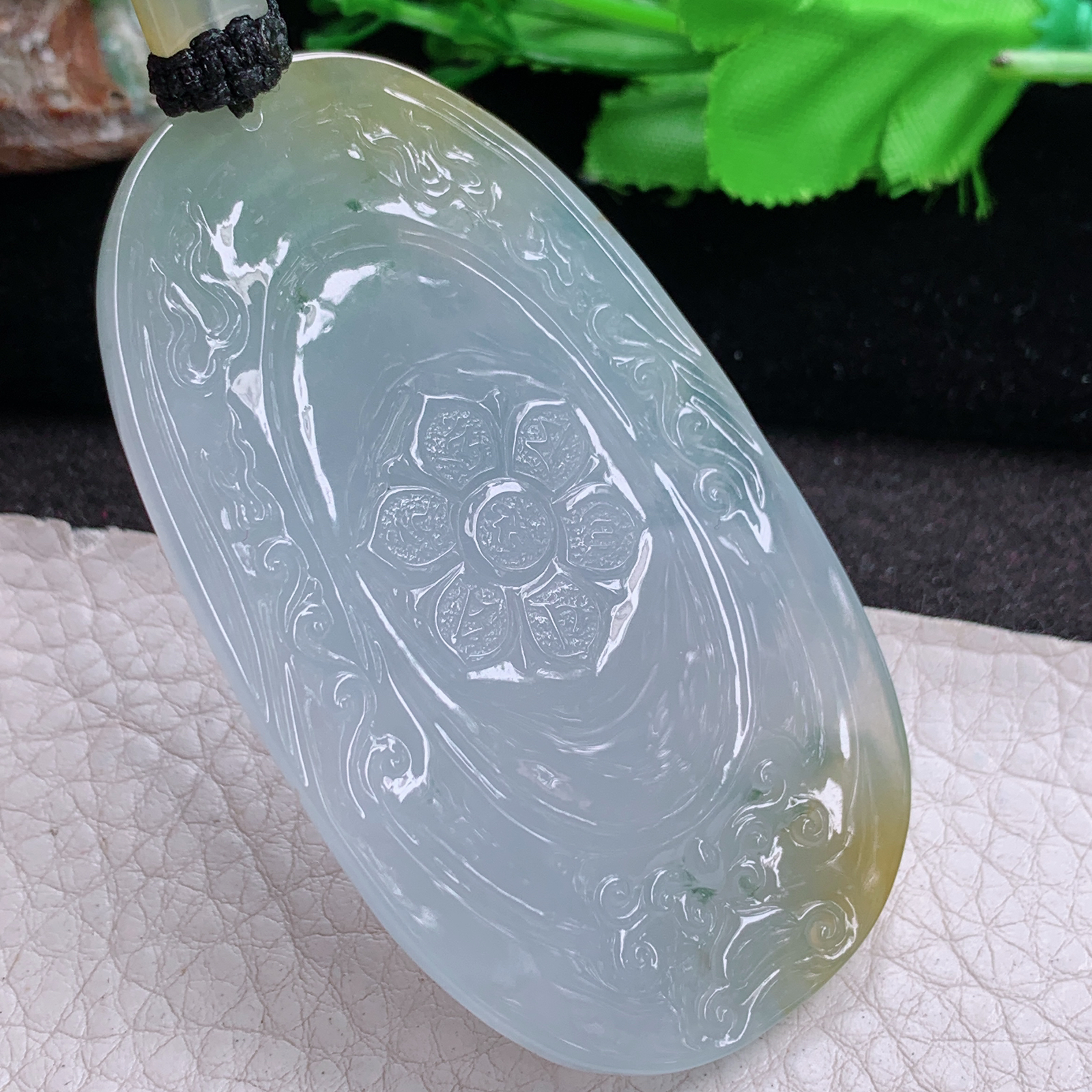 Yl实拍70*40.3*10冰透飘黄双彩缅甸翡翠不动明王项坠 精雕厚装生肖守护神玉坠