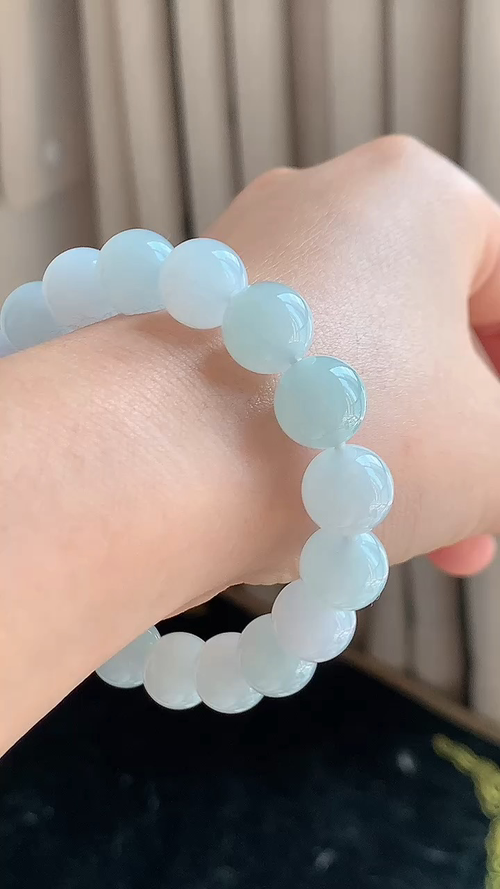 天然翡翠，冰胶细腻手串 尺寸11 hm716