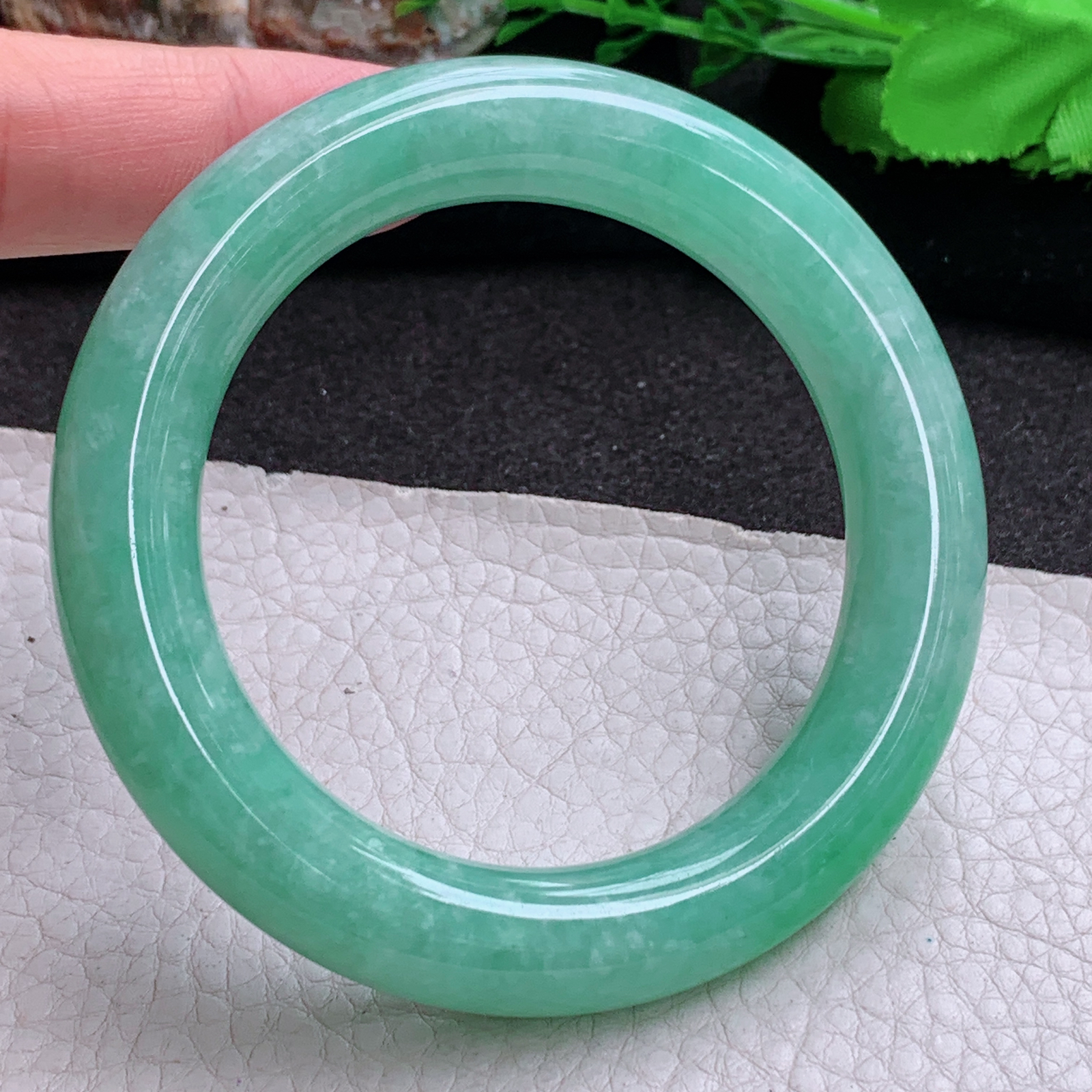 js实拍55*12.8*11.6胖圆镯 缅甸翡翠a货玉手镯高品质满绿圆条玉手环