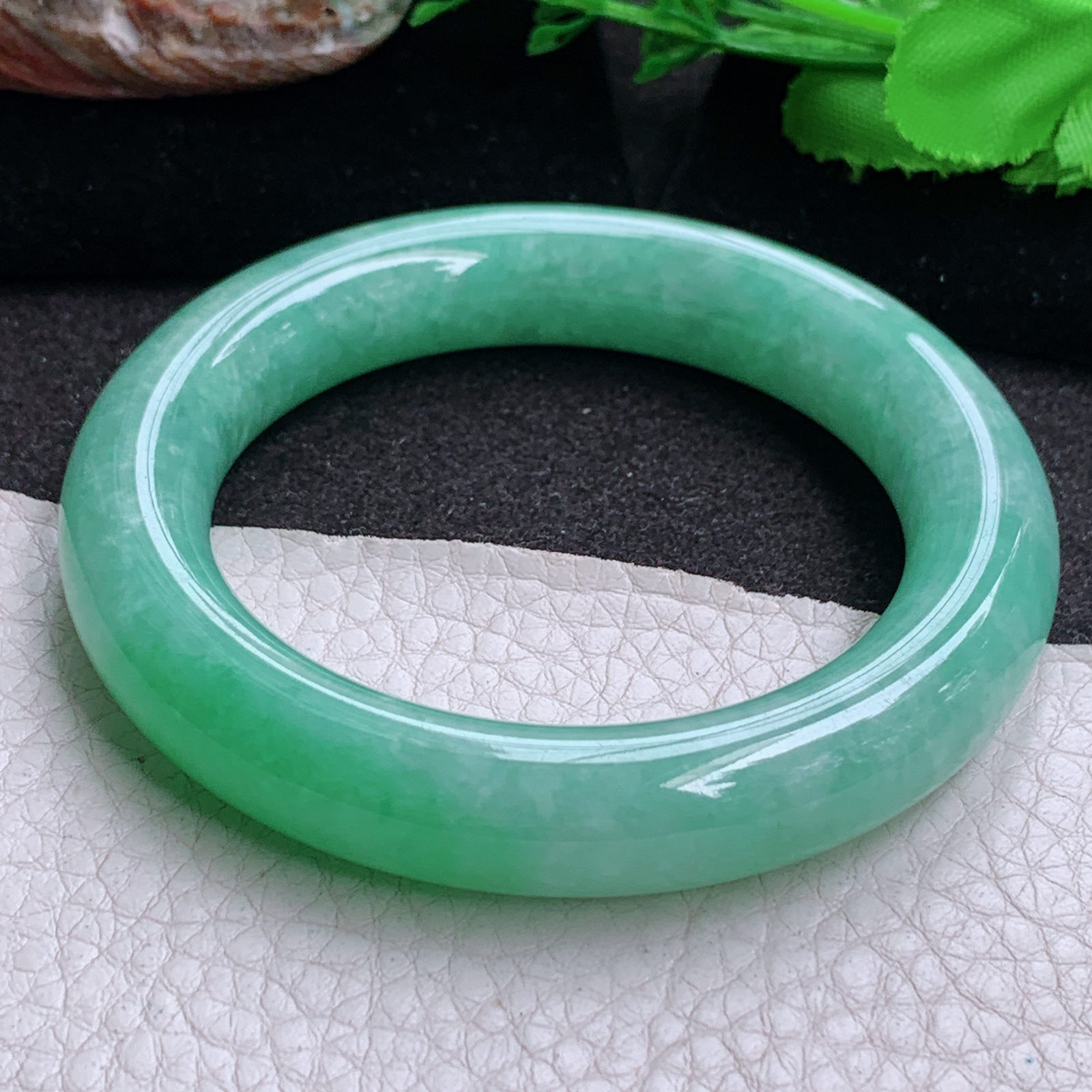 js实拍55*12.8*11.6胖圆镯 缅甸翡翠a货玉手镯高品质满绿圆条玉手环
