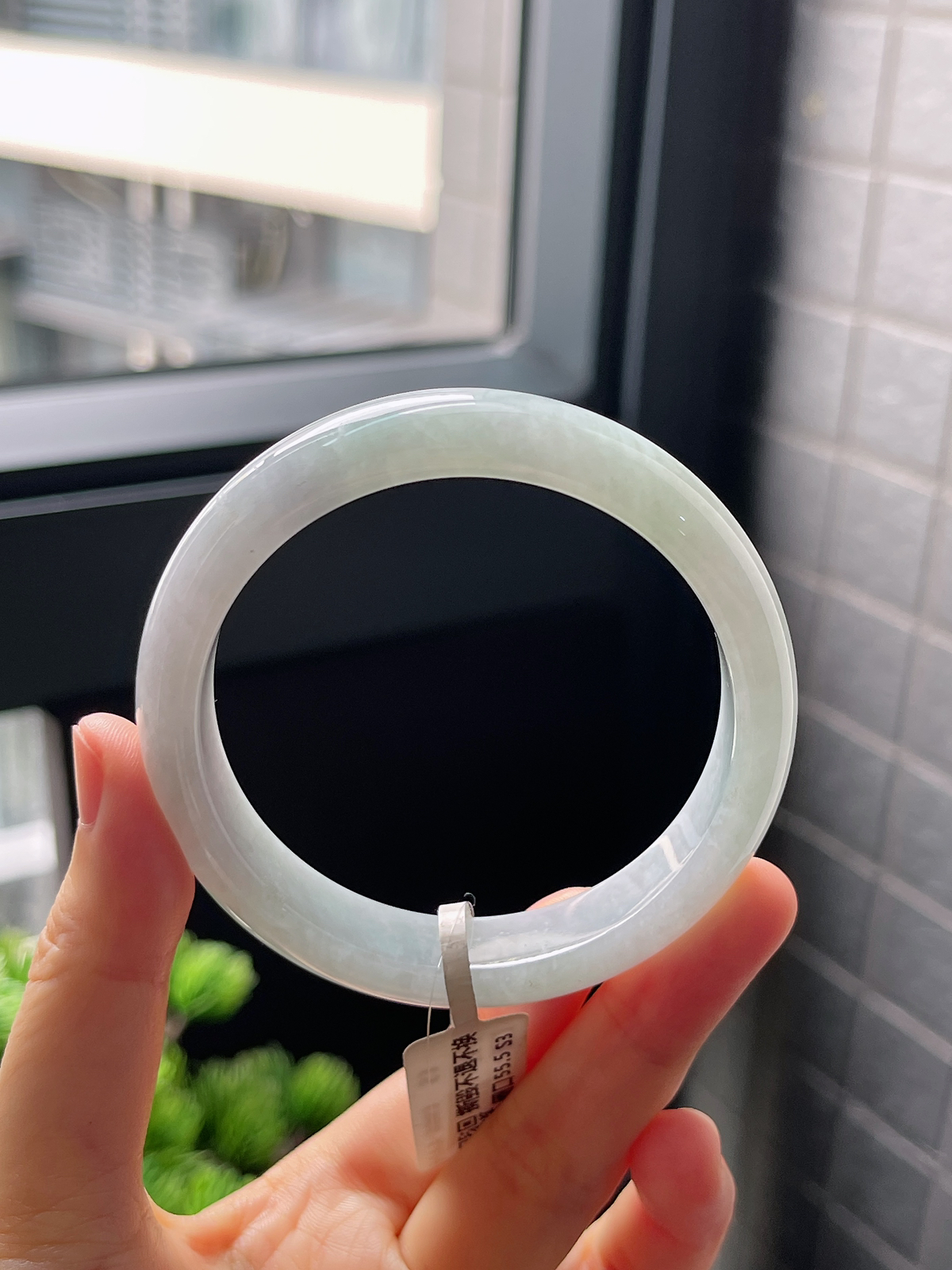 正圈56圈口，翡翠糯化种白色手镯