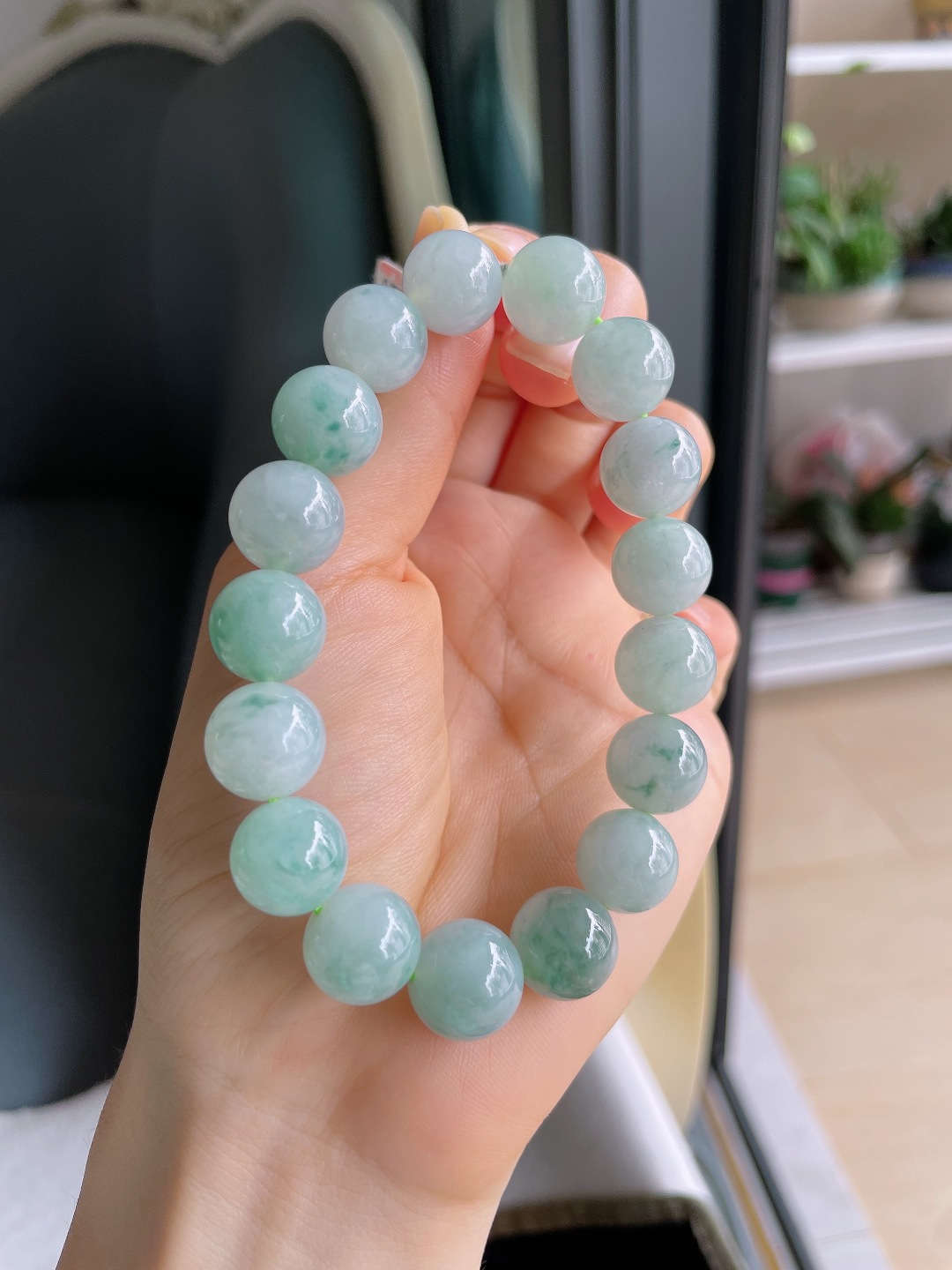 ️，天然翡翠A货，冰飘花手串，尺寸：12.3mm。【编2-286】