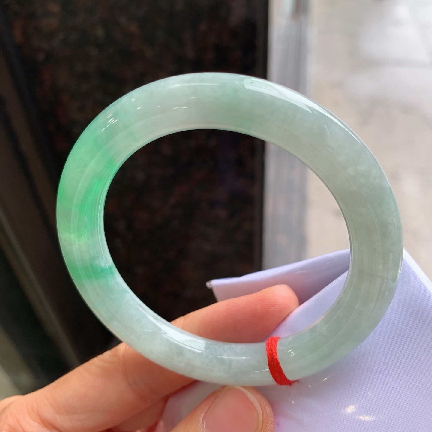 圆条飘绿 微棉 微纹 尺寸：55.3/10 版型好