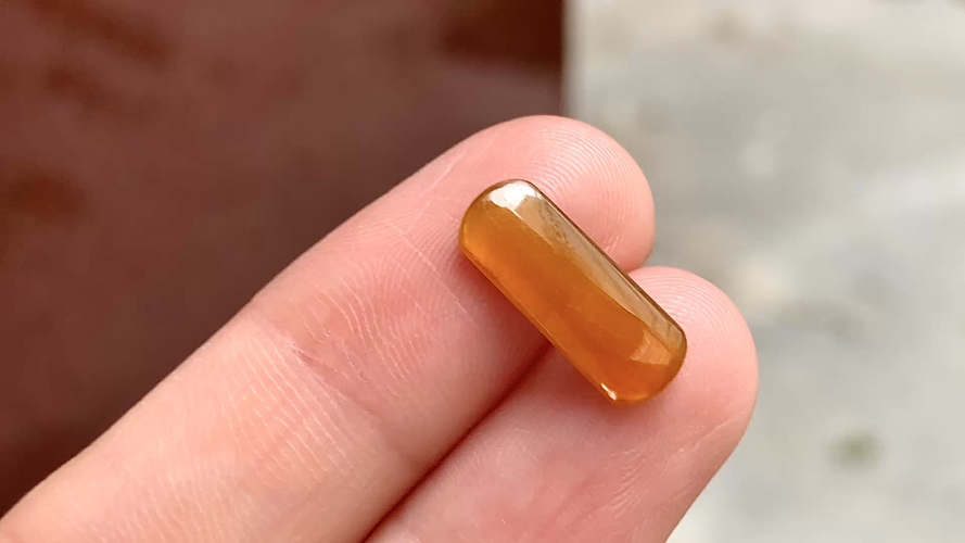 ️ 蜜糖黄马鞍 15.3*5.8*1.6 完整