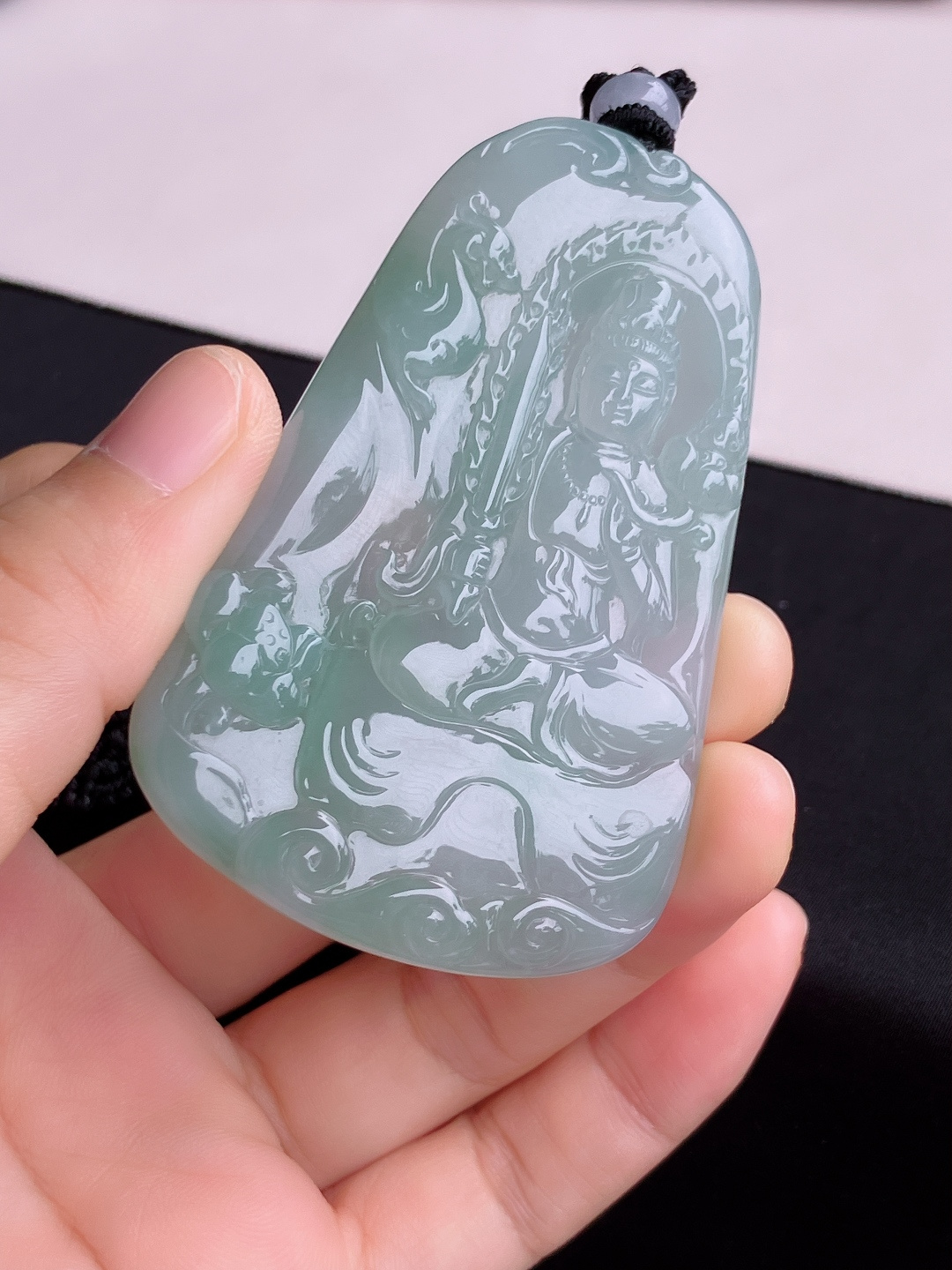 底色虚空藏菩萨，晶莹剔透，尺寸72.3/46.6/6/自然光实拍