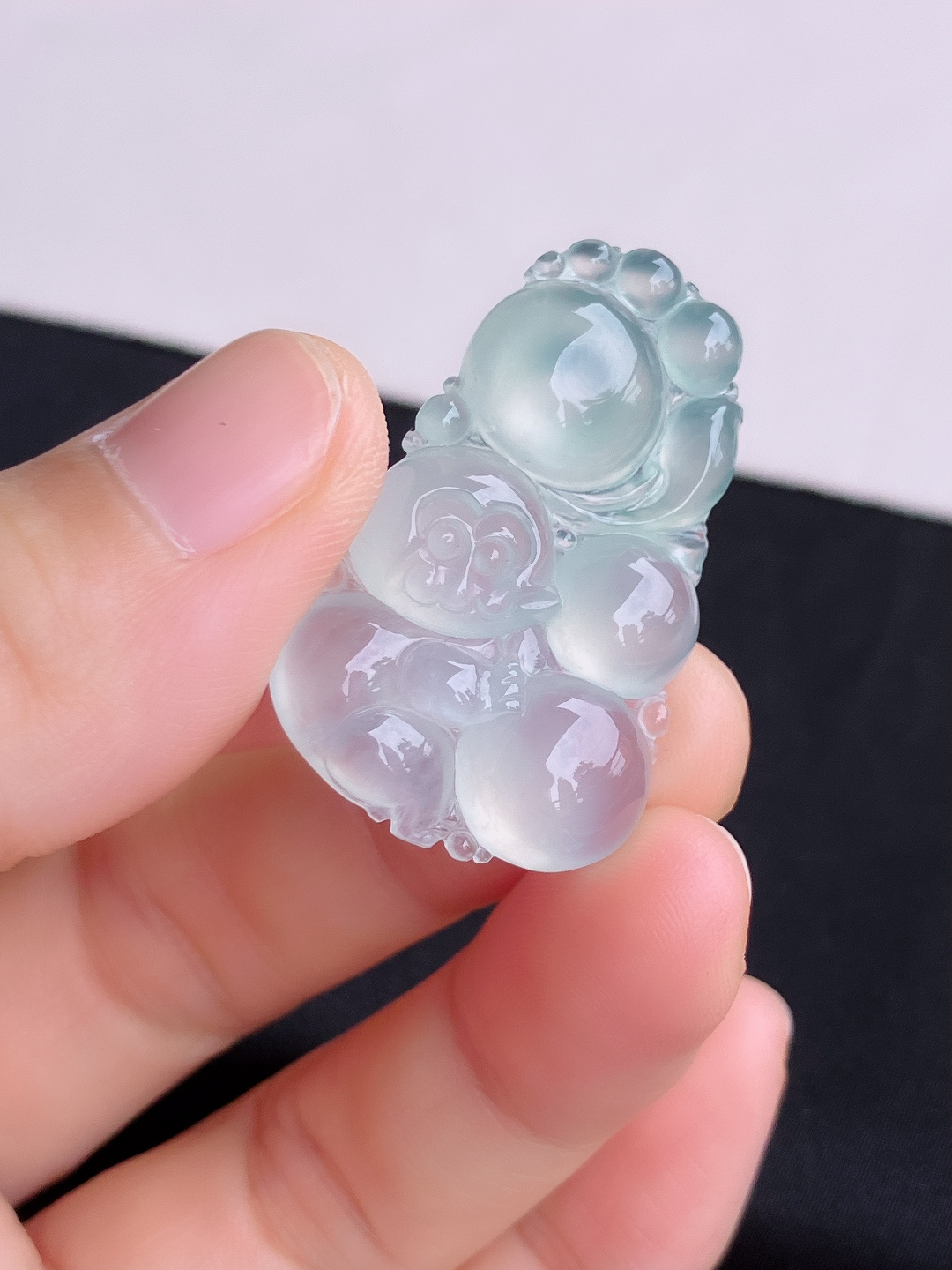 冰透灵猴献寿，晶莹剔透，尺寸36/22.6/6/自然光实拍