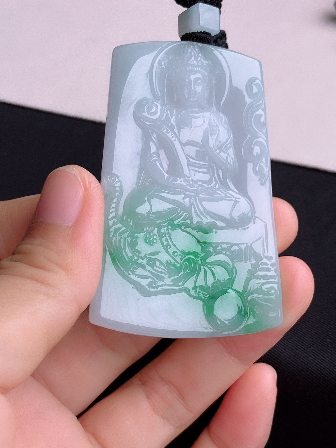 冰飘花普贤菩萨，花色清爽，尺寸65.8/42.6/5.5/自然光实拍