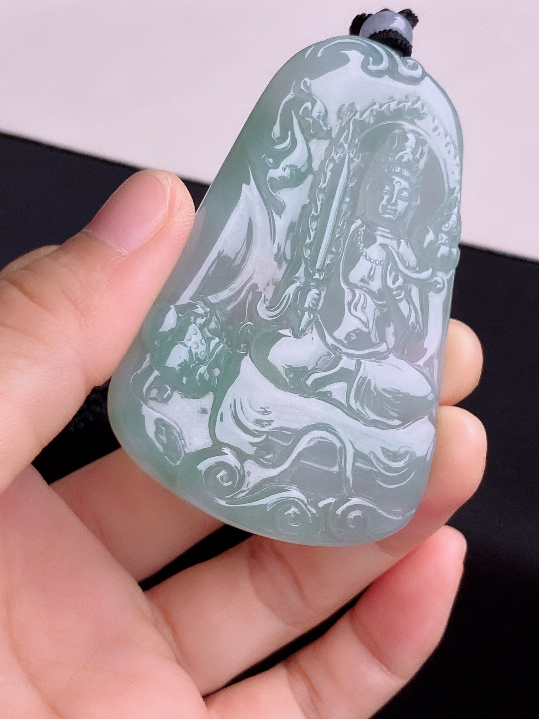 底色虚空藏菩萨，晶莹剔透，尺寸72.3/46.6/6/自然光实拍
