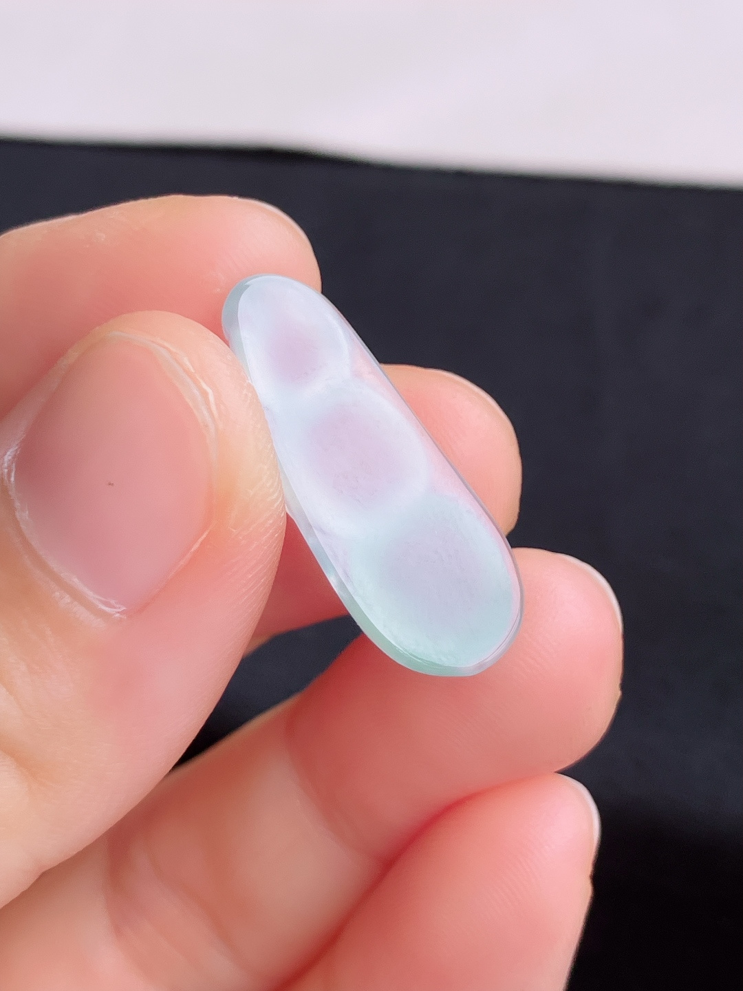 冰透福豆，晶莹剔透，尺寸25.6/10.5/6/自然光实拍