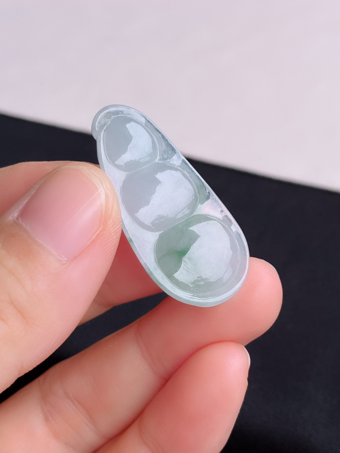 冰飘花福豆，晶莹剔透，尺寸35.8/17.6/8/自然光实拍