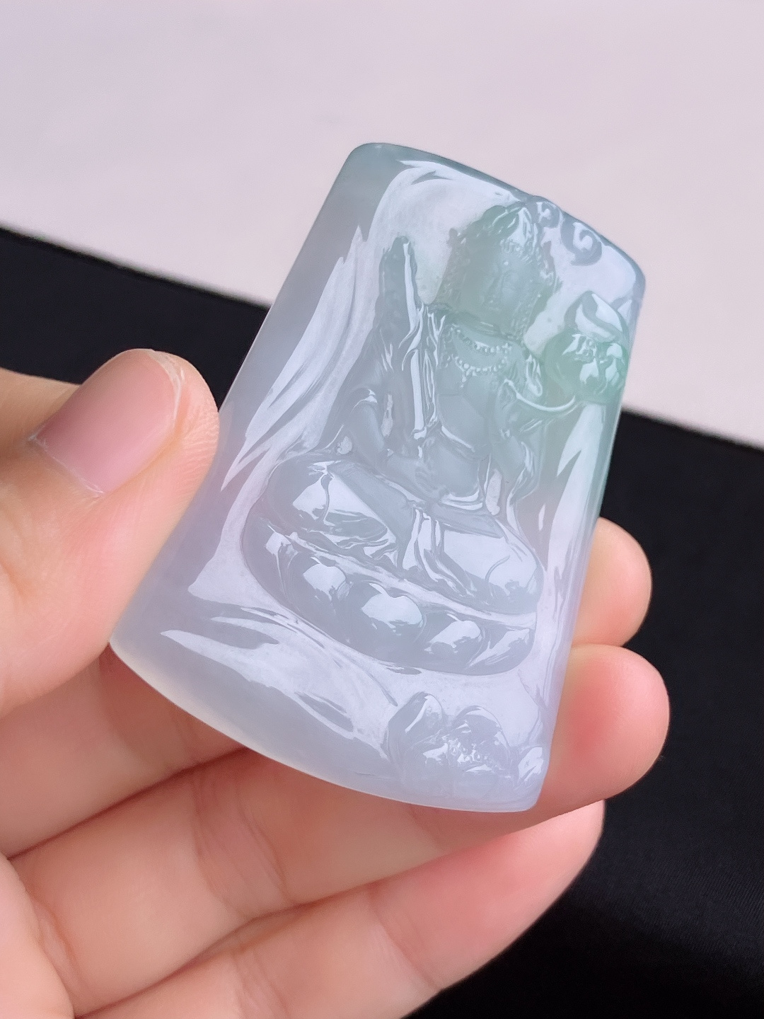 冰透虚空藏菩萨，晶莹剔透，尺寸57/39.6/6/自然光实拍