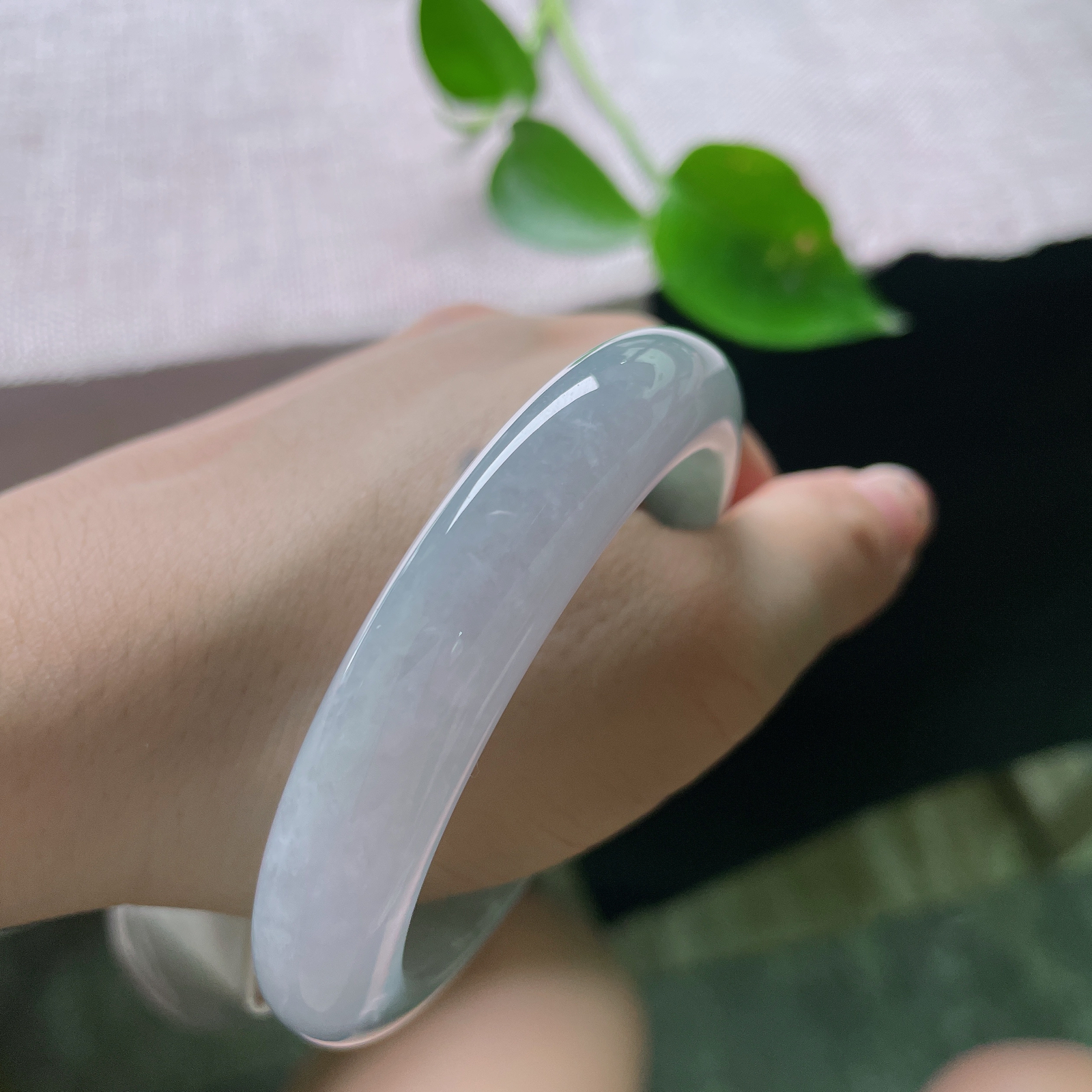 53.9/11.5/8.9紫罗兰正圈，渐变之色，水润细腻，晶体纹，优雅大方，56494