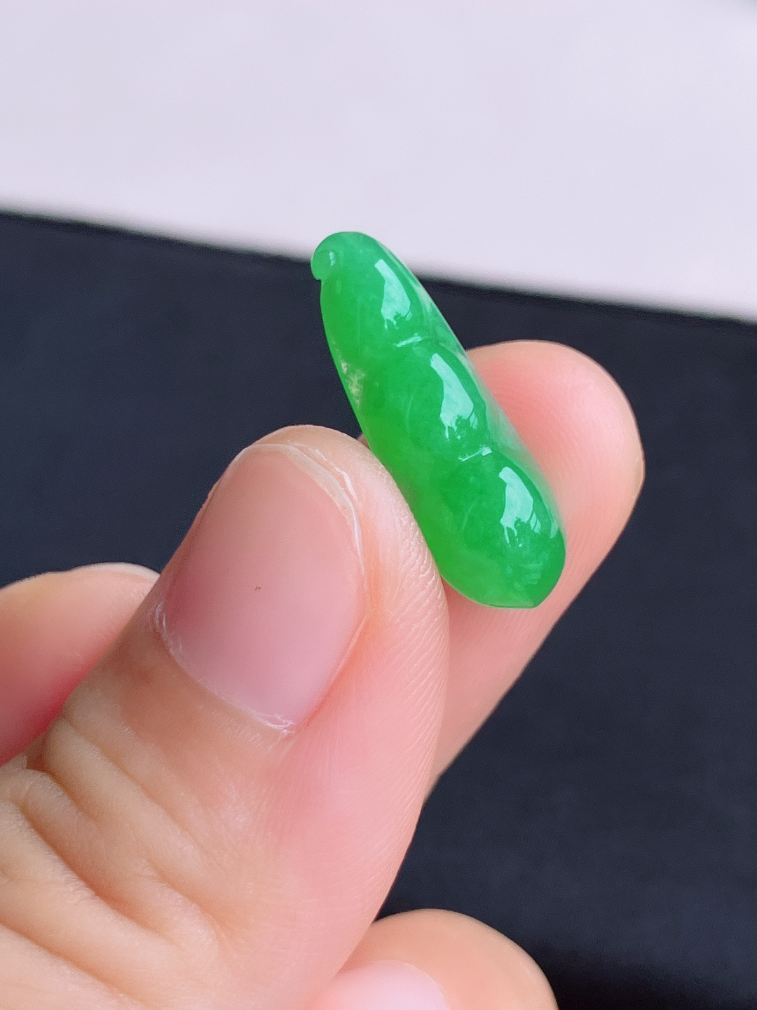 果绿小福豆，色美清爽，尺寸22/7.8/5/自然光实拍