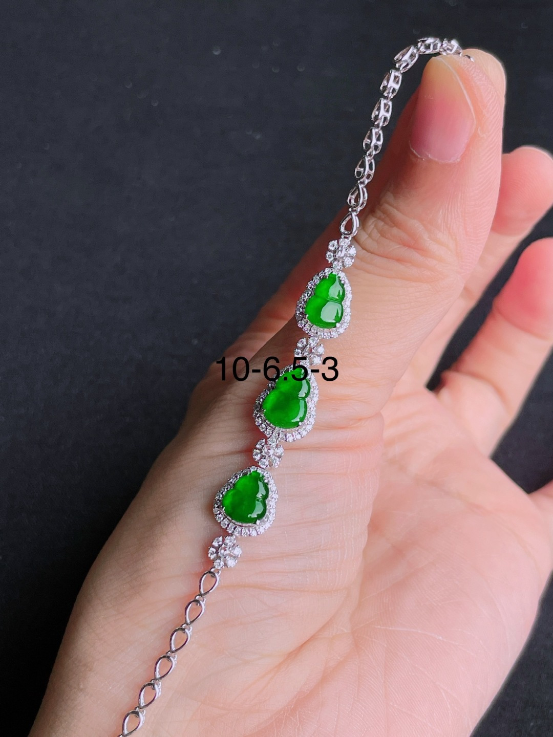 ️绿葫芦手链，晶莹剔透，新颖时尚，10-6.5-3