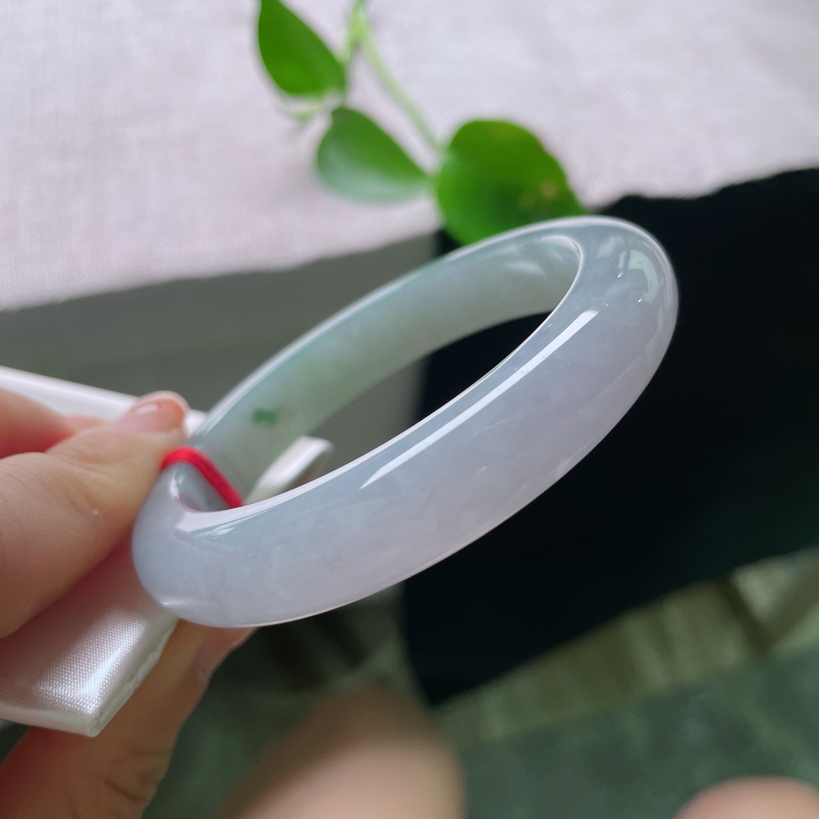 53.9/11.5/8.9紫罗兰正圈，渐变之色，水润细腻，晶体纹，优雅大方，56494