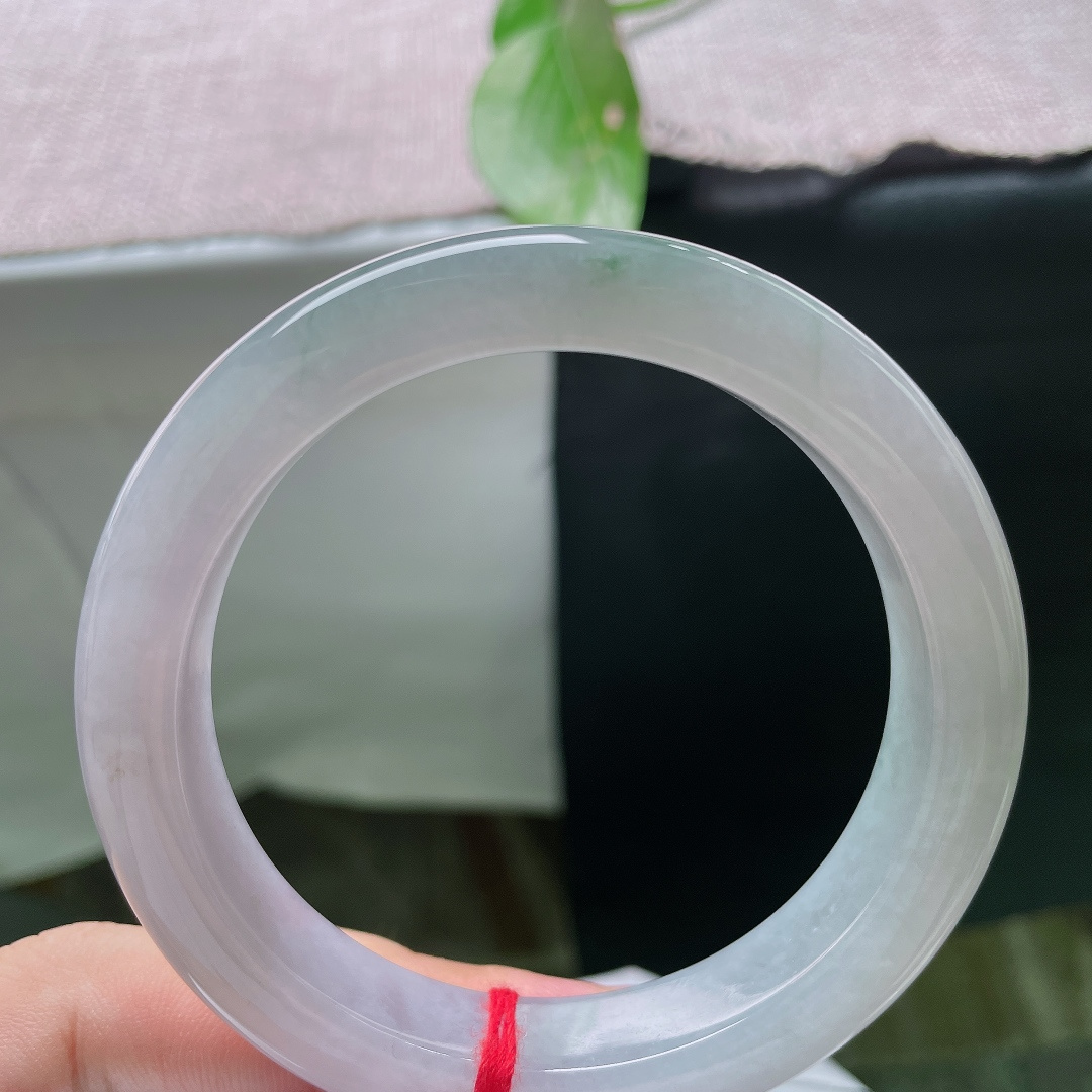 58.9/12.3/9.4烟紫正圈，冰润细腻，江南烟雨，意境感满满，贵气，有棉线