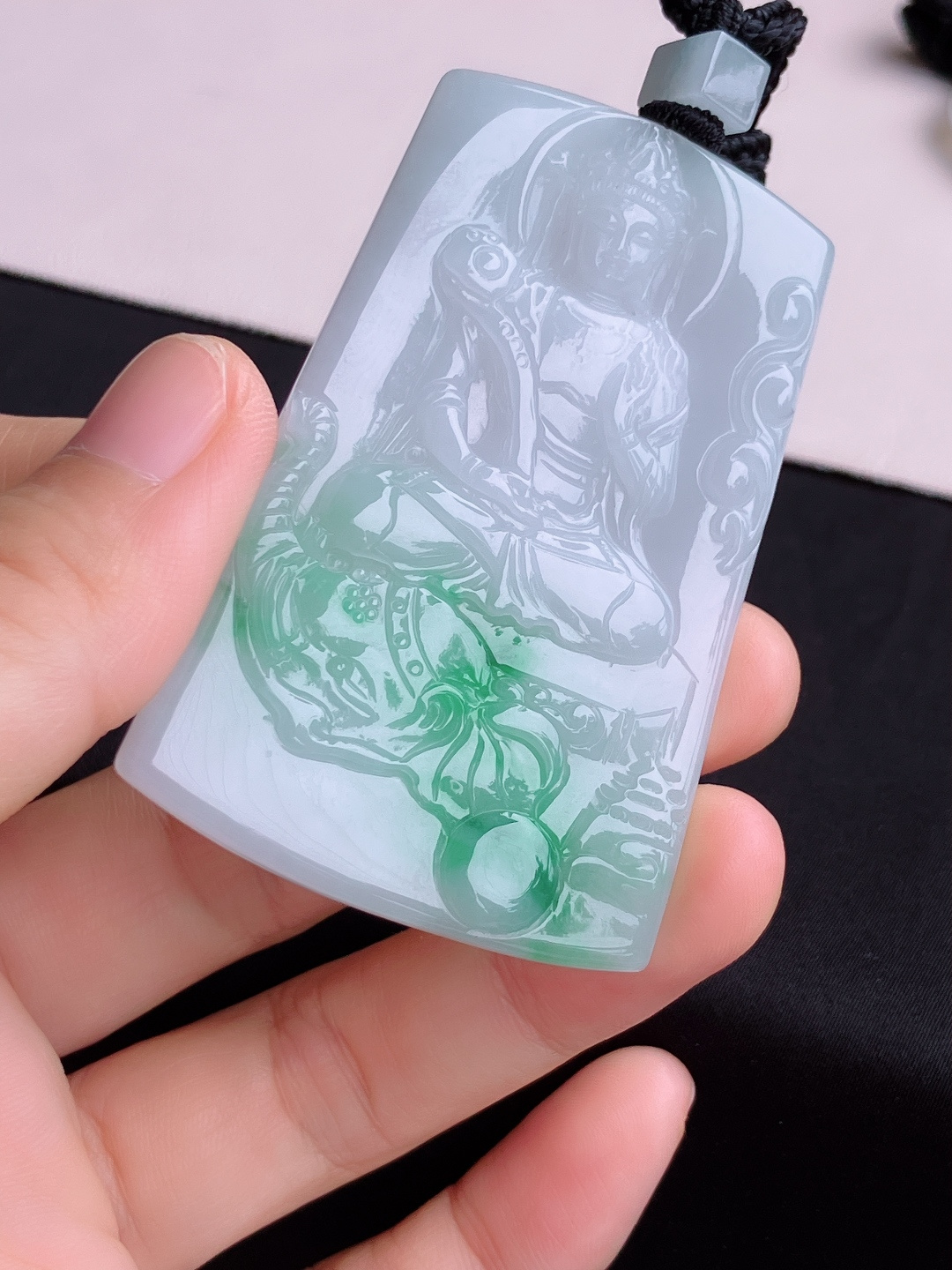 冰飘花普贤菩萨，花色清爽，尺寸65.8/42.6/5.5/自然光实拍