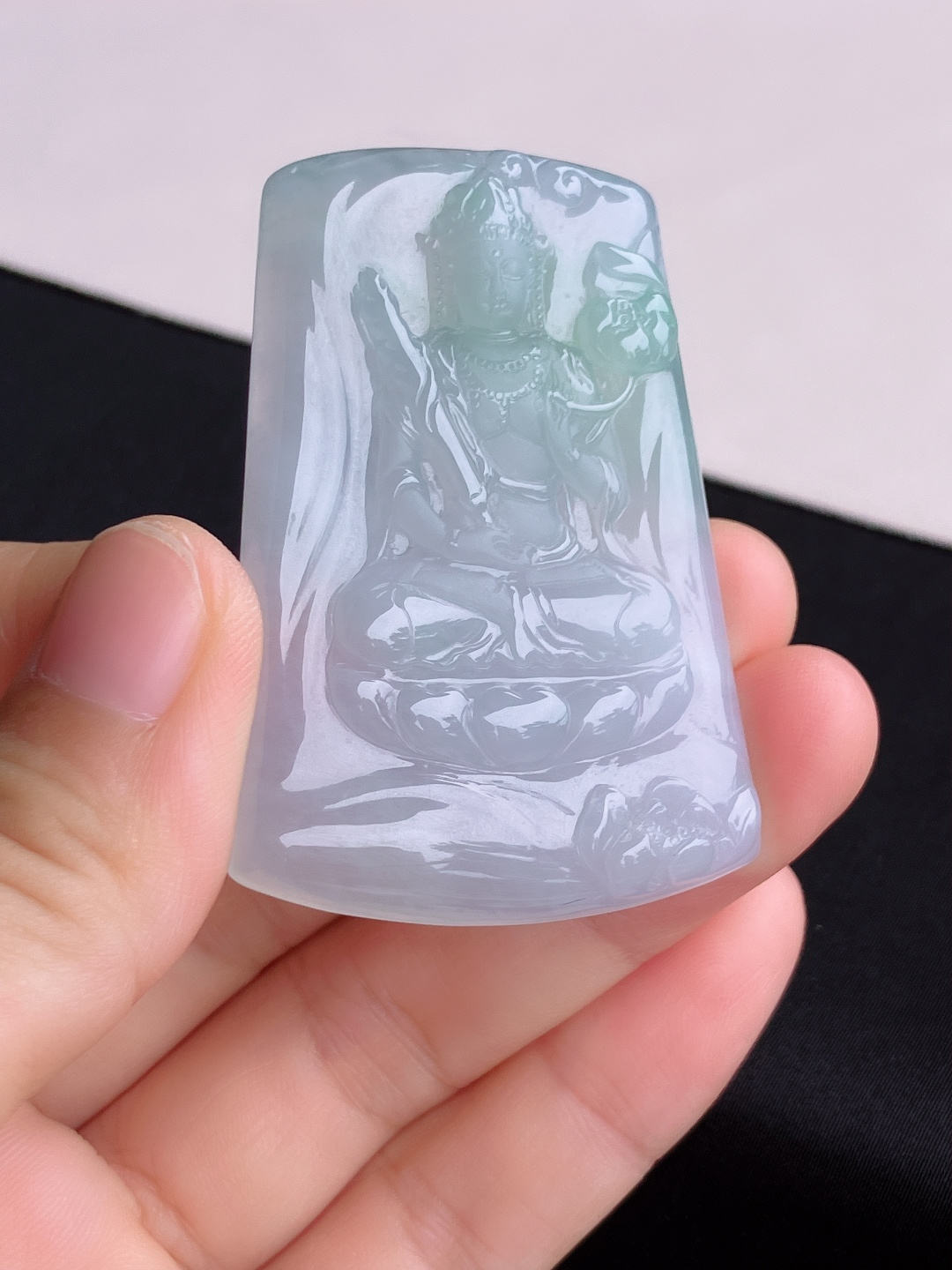 冰透虚空藏菩萨，晶莹剔透，尺寸57/39.6/6/自然光实拍