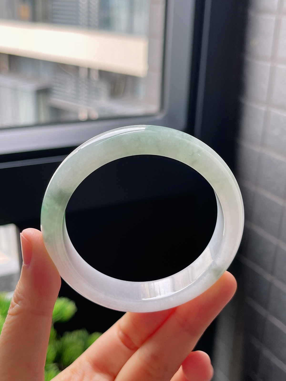 圈口52.8，冰糯种飘花飘绿翡翠正圈手镯
