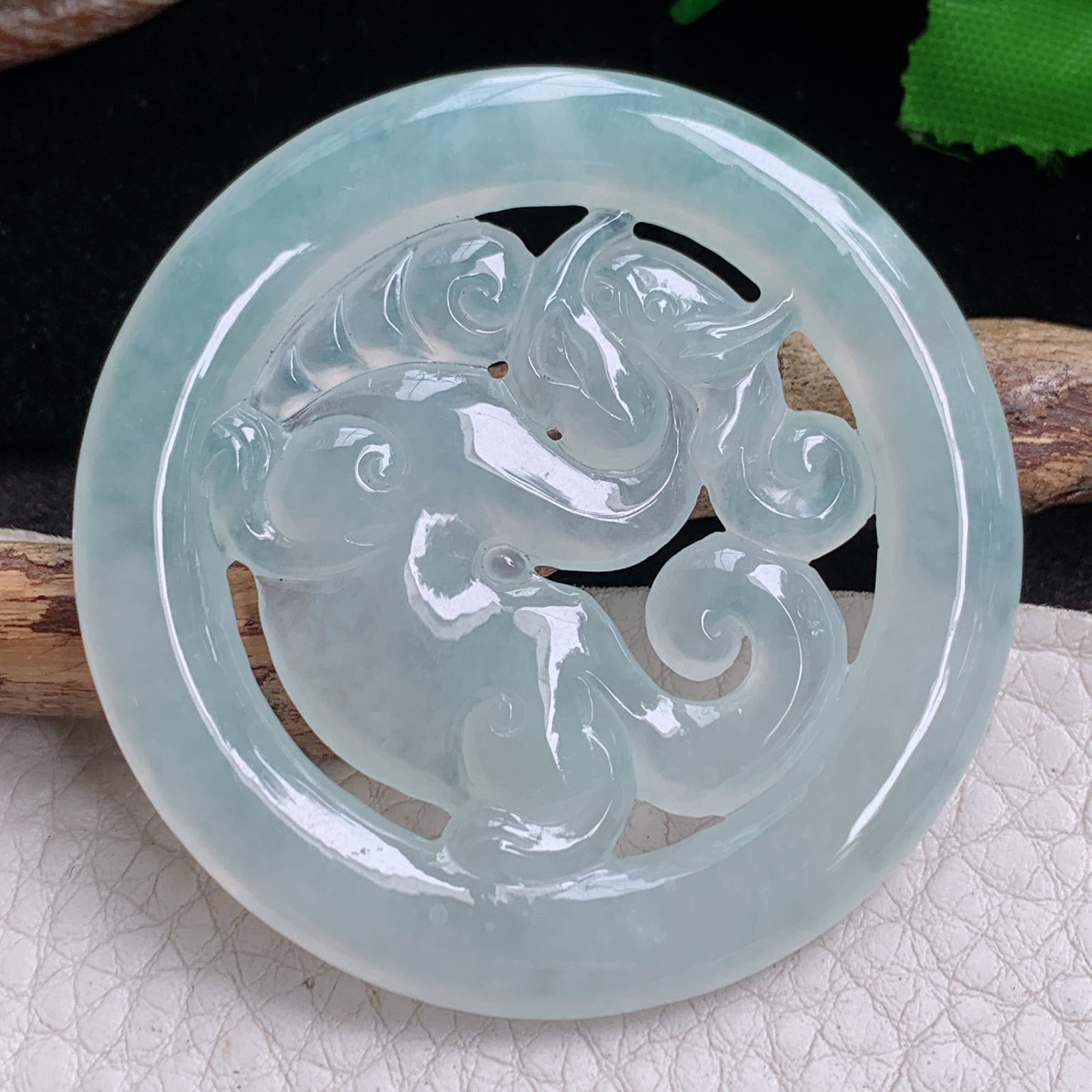 Gp实拍51.5*5缅甸翡翠冰透复古貔貅吊坠 皮休进财项坠