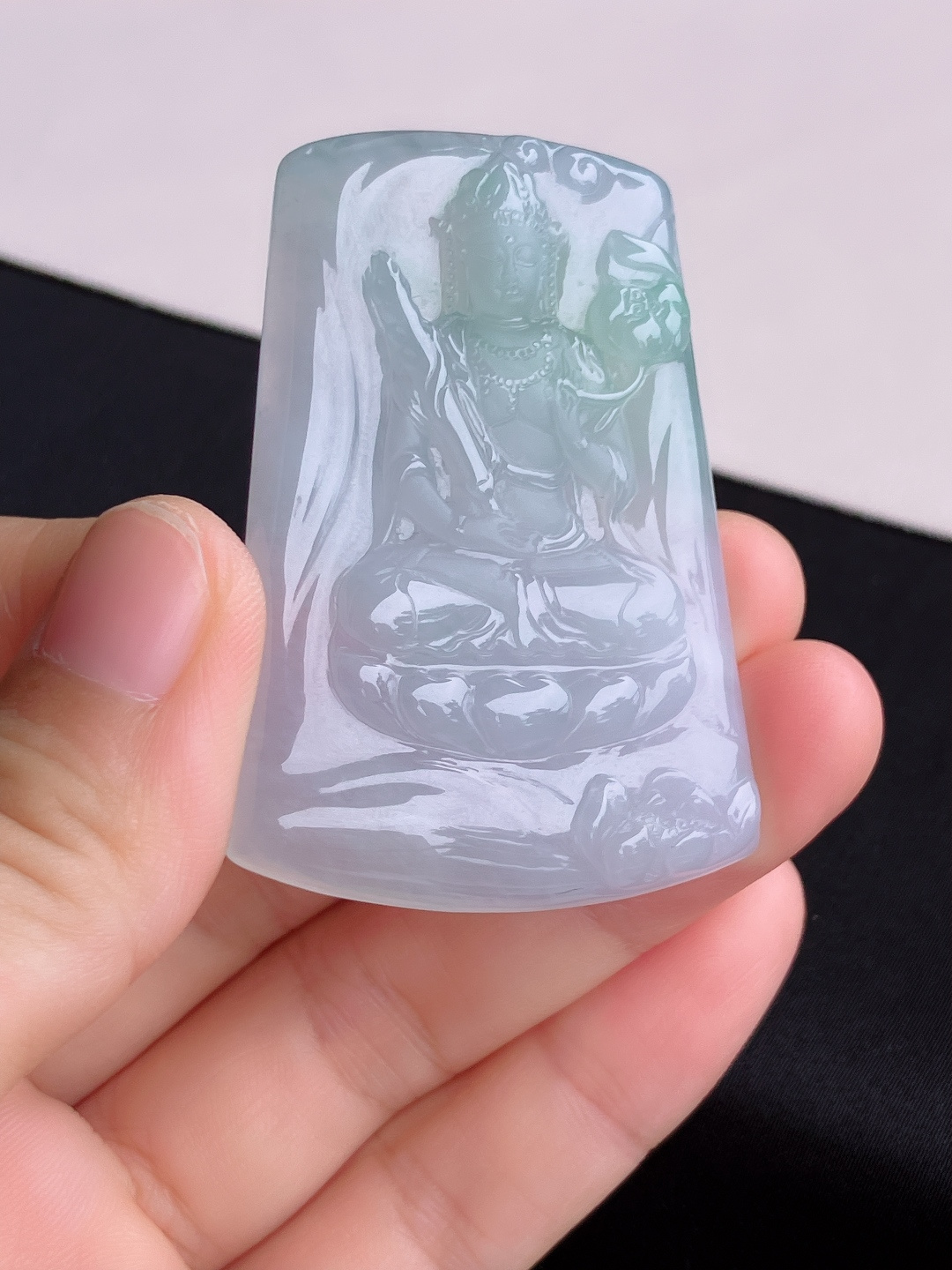 冰透虚空藏菩萨，晶莹剔透，尺寸57/39.6/6/自然光实拍