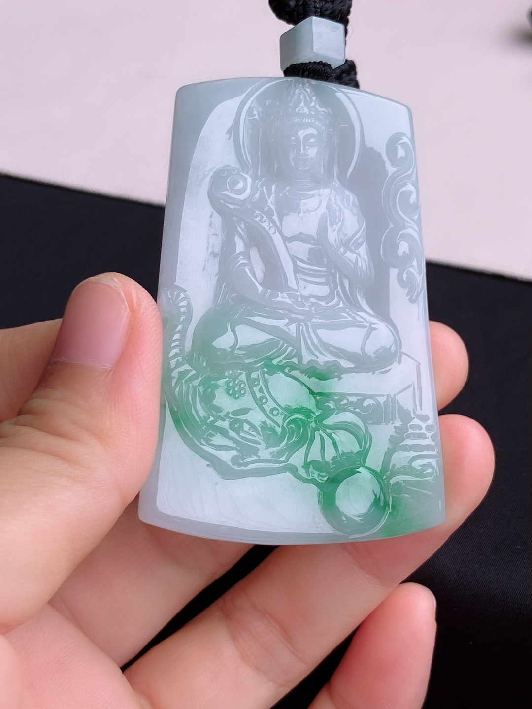 冰飘花普贤菩萨，花色清爽，尺寸65.8/42.6/5.5/自然光实拍