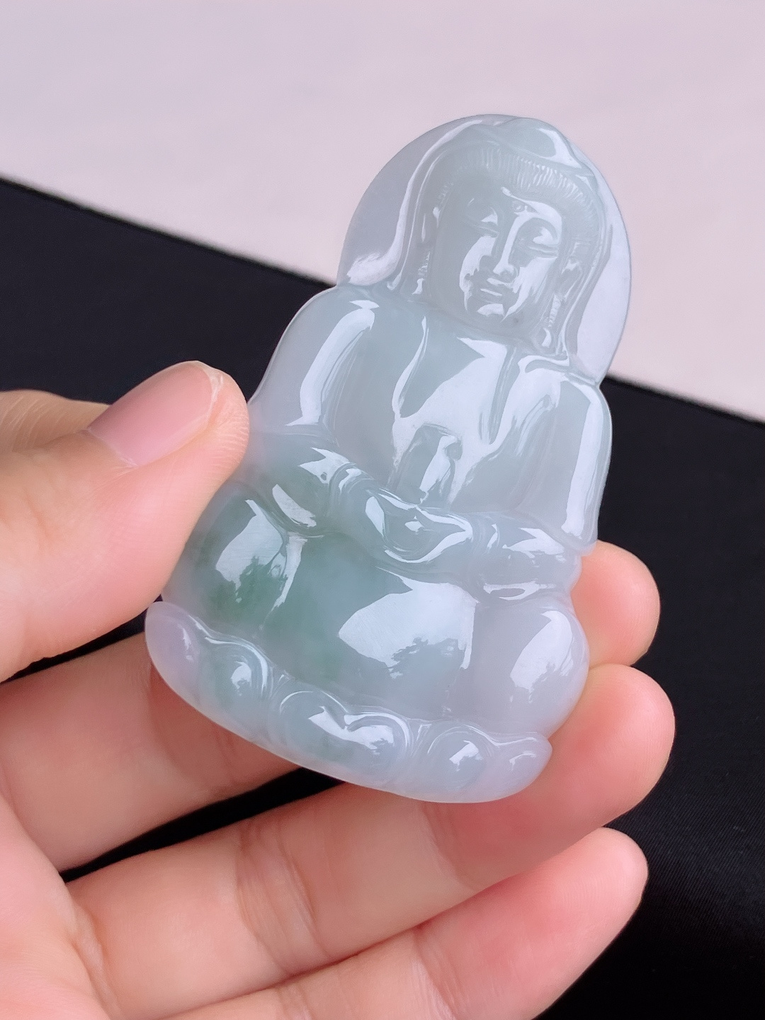 冰飘花大观音，细腻精致，面容慈祥，尺寸67/41.6/5.6/自然光实拍