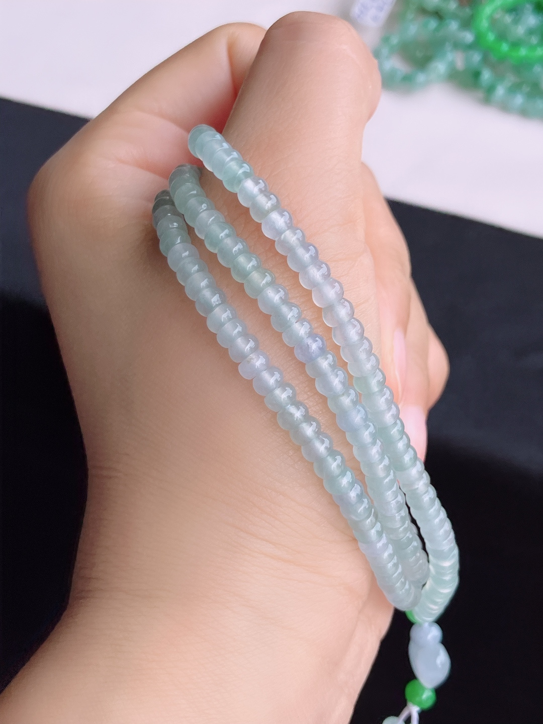 冰透珠链，晶莹剔透，尺寸4.6/3圈半，自然光实拍
