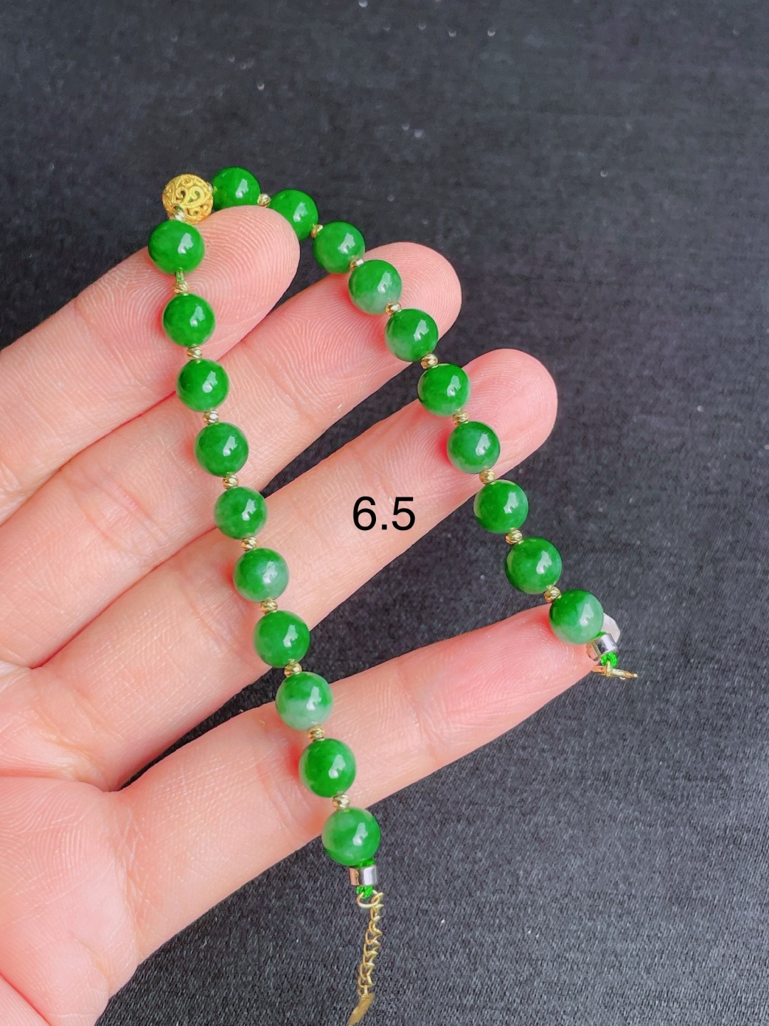 ️绿珠子手串，晶莹剔透，新颖时尚，6.5