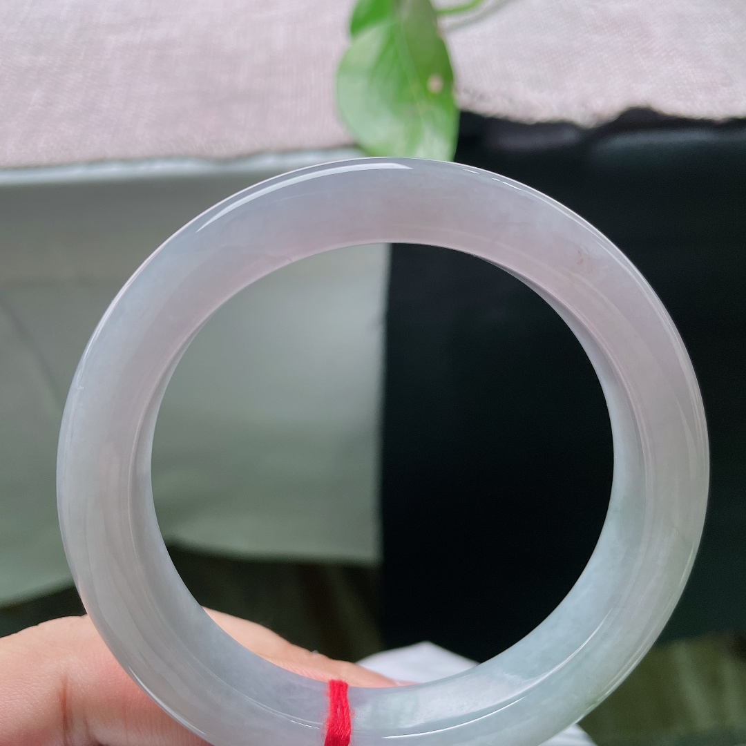 58.9/12.3/9.4烟紫正圈，冰润细腻，江南烟雨，意境感满满，贵气，有棉线