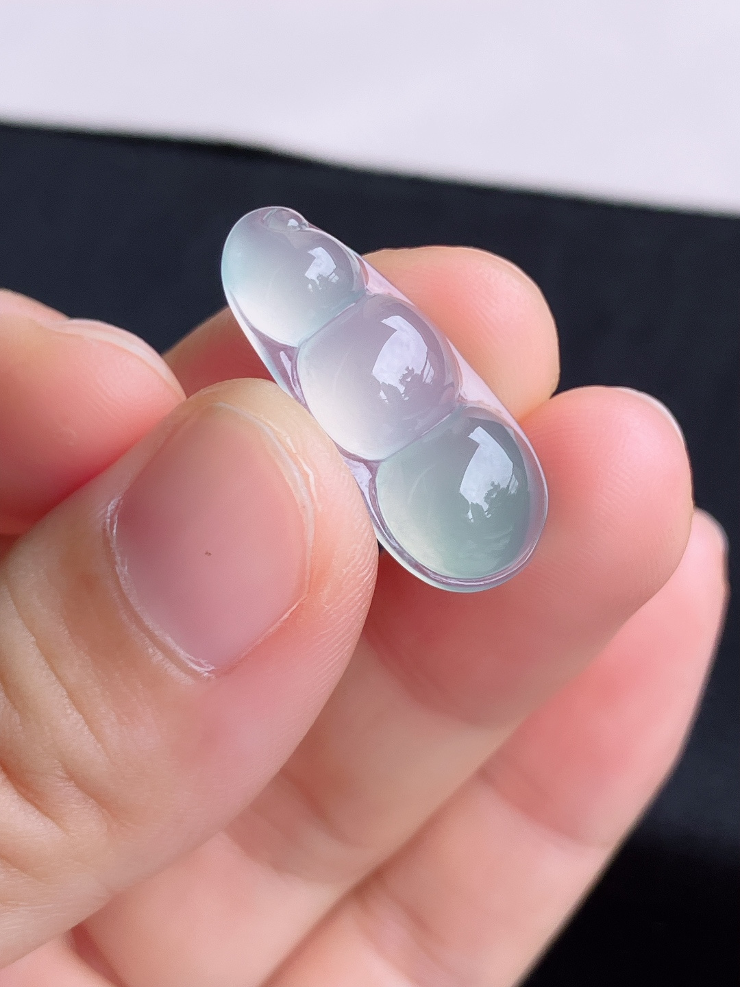 冰透福豆，晶莹剔透，尺寸25.6/10.5/6/自然光实拍