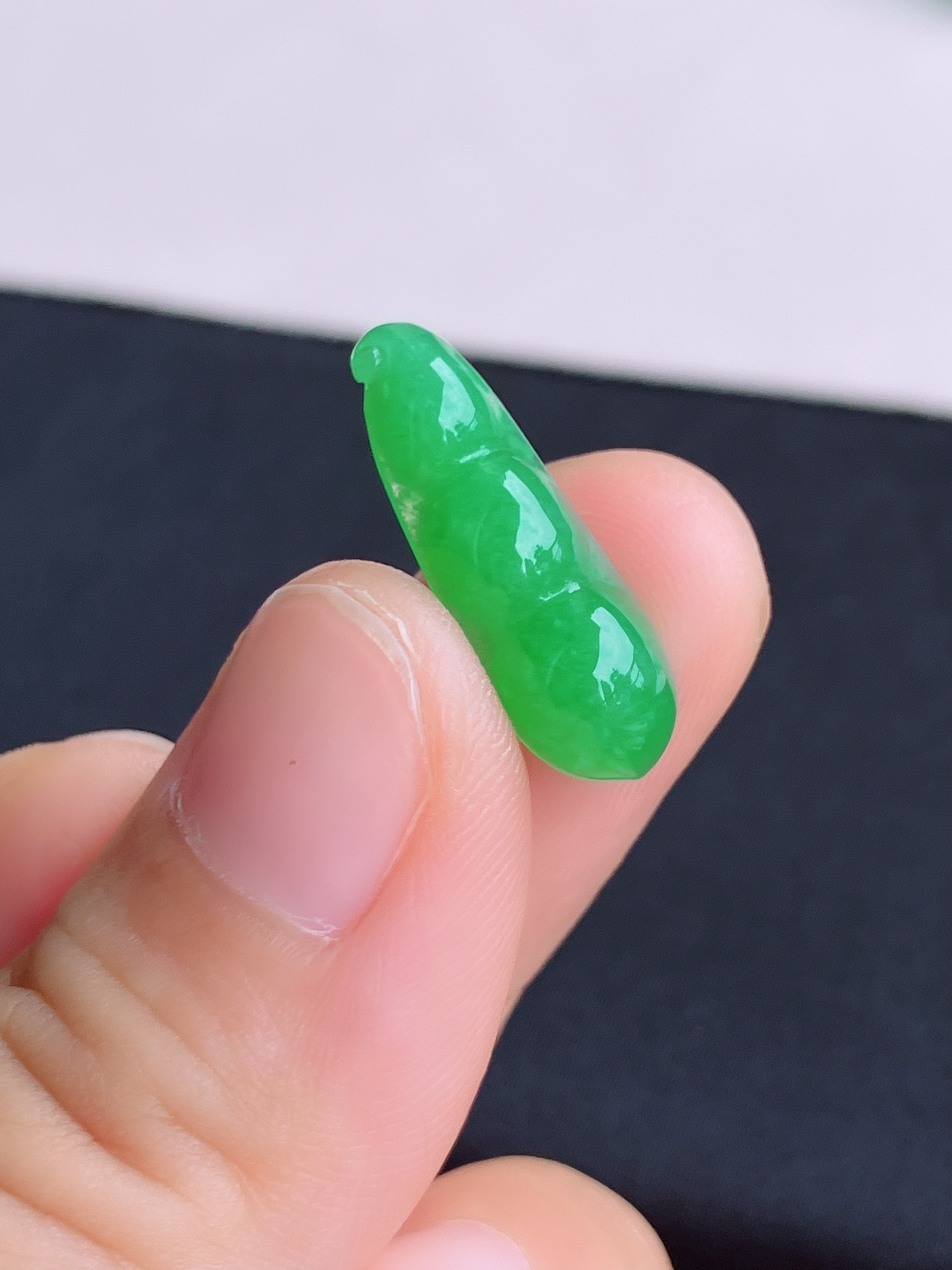 果绿小福豆，色美清爽，尺寸22/7.8/5/自然光实拍