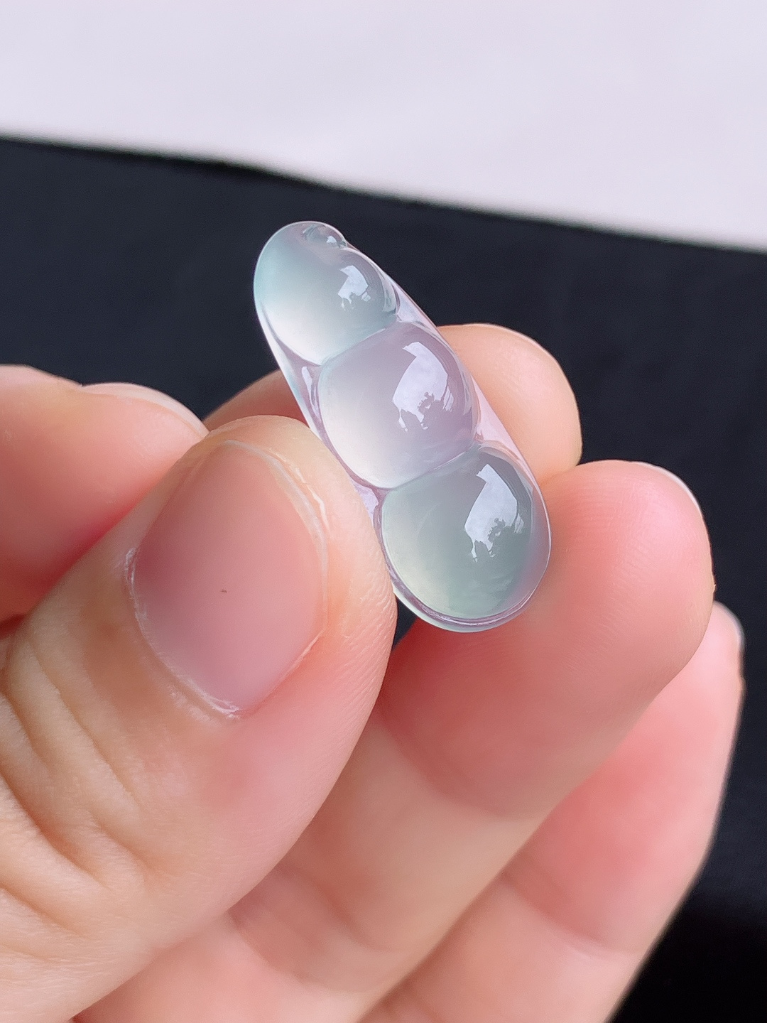 冰透福豆，晶莹剔透，尺寸25.6/10.5/6/自然光实拍