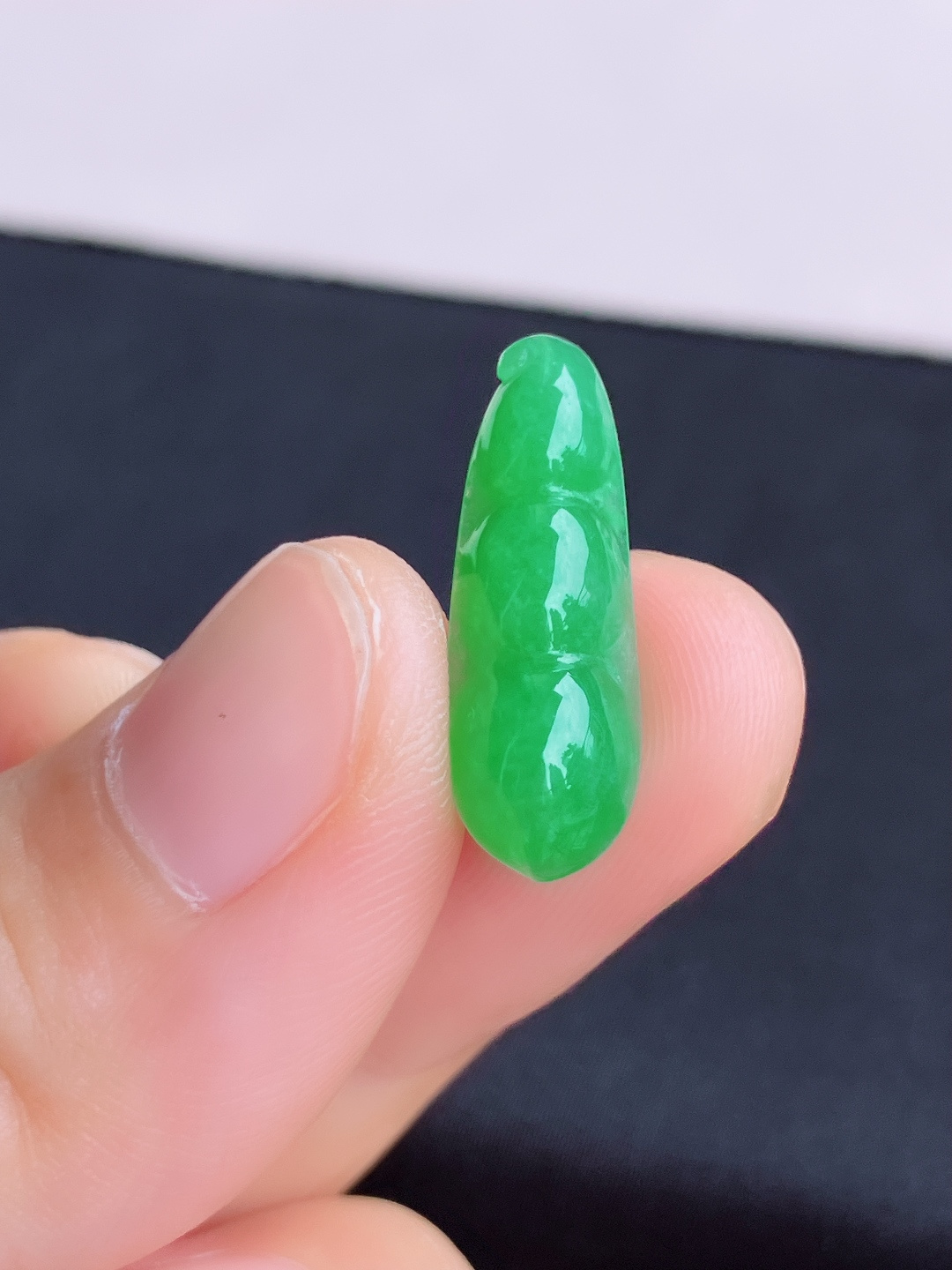 果绿小福豆，色美清爽，尺寸22/7.8/5/自然光实拍
