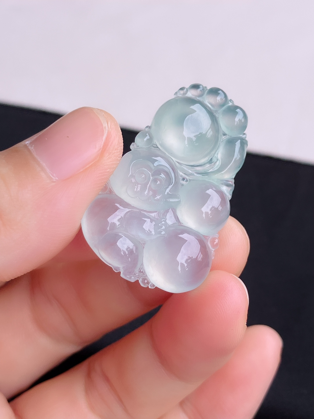 冰透灵猴献寿，晶莹剔透，尺寸36/22.6/6/自然光实拍