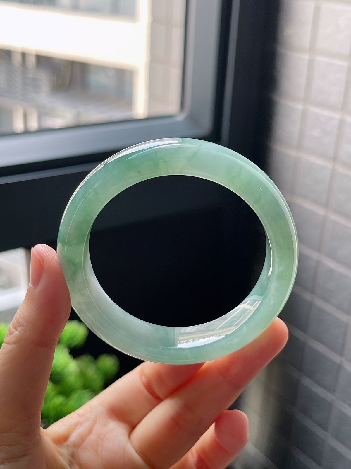 圈口52，冰糯种湖水绿翡翠正圈手镯