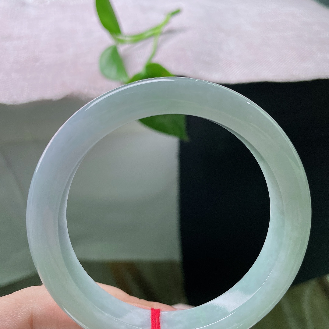 59.9/12/8.9，春彩正圈，细腻，水润，婉间的温柔大方，无裂，56377a