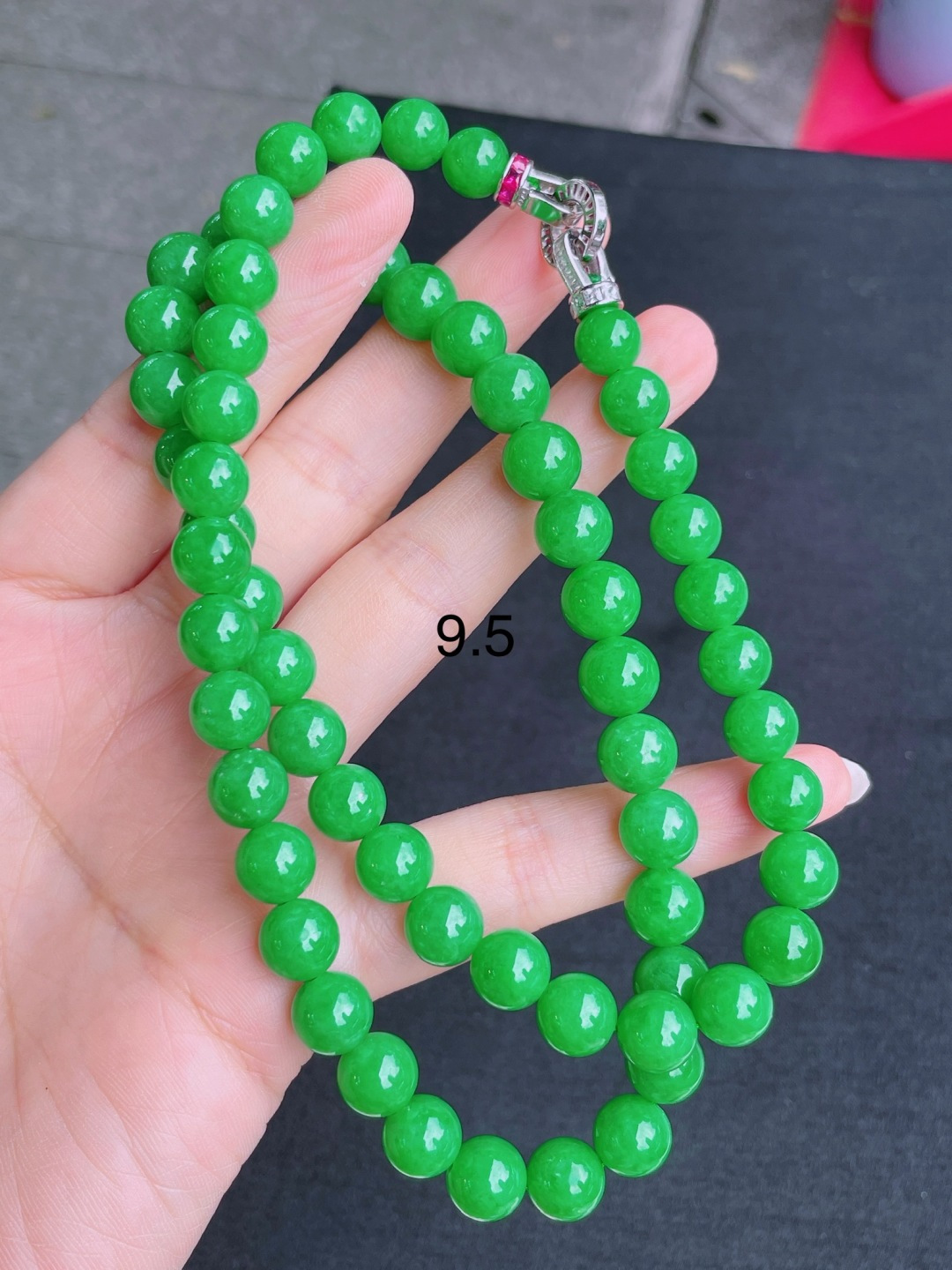 ️绿珠子项链，晶莹剔透，新颖时尚，9.5