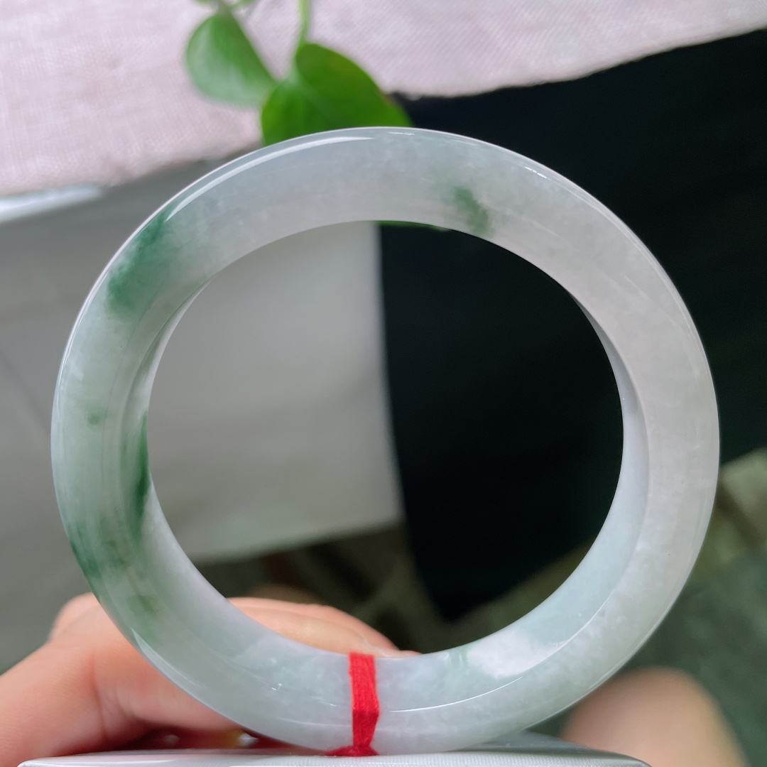 58.3/12/9.3，飘花正圈，晶体感，飘花疏密错落有致，雅致脱俗不杂乱。ss56092a