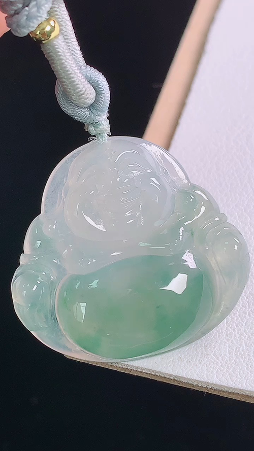 ️冰飘花佛公，无裂，尺寸:28.8-30.6-6.1mm 17