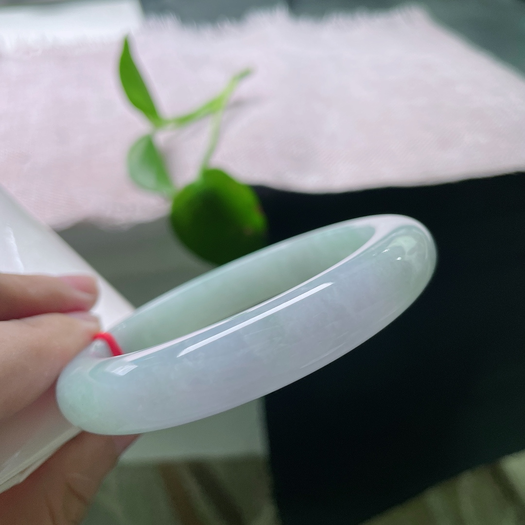 59.9/12/8.9，春彩正圈，细腻，水润，婉间的温柔大方，无裂，56377a