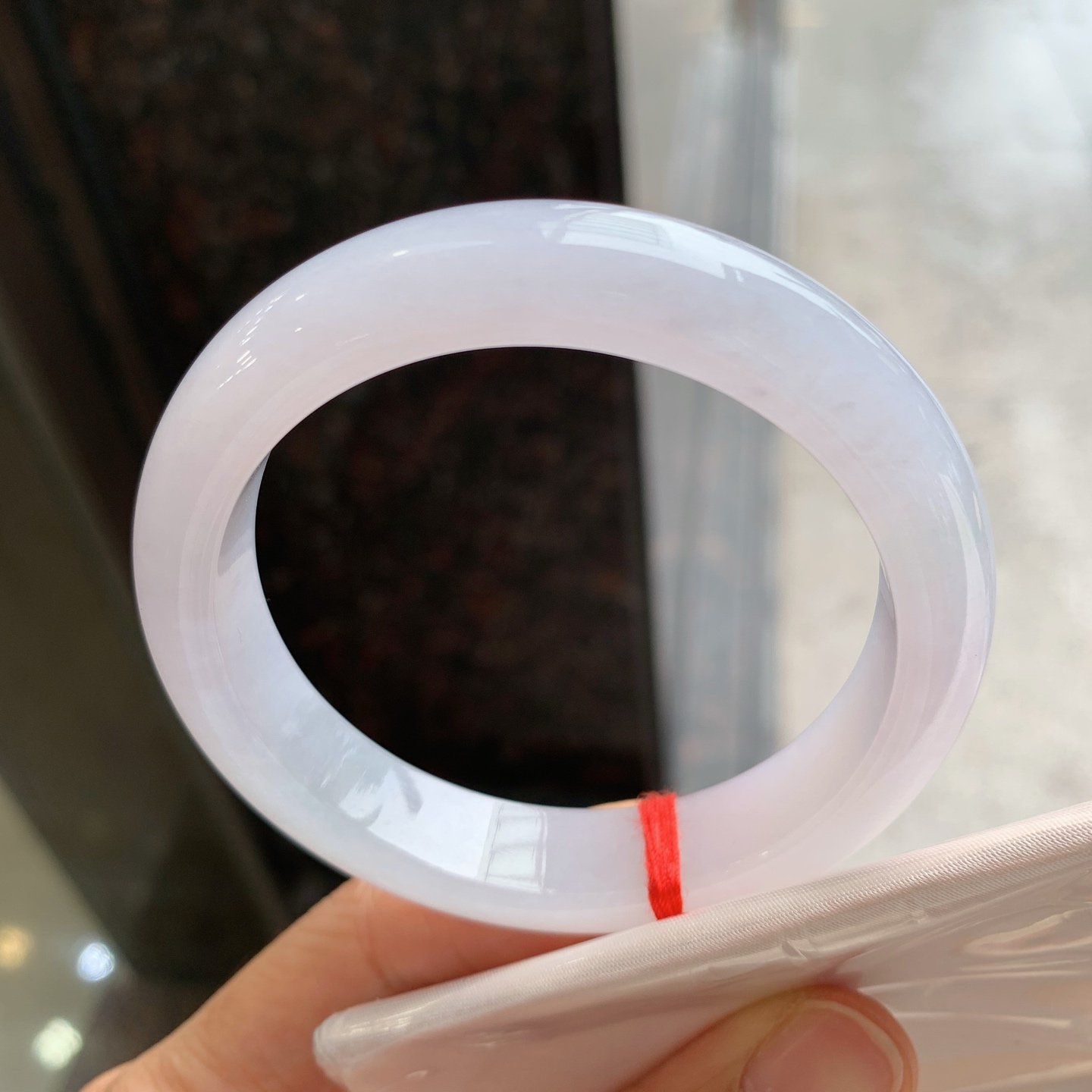 正圈冰镯 微细纹 尺寸：54.7/12.5/8.4 细腻